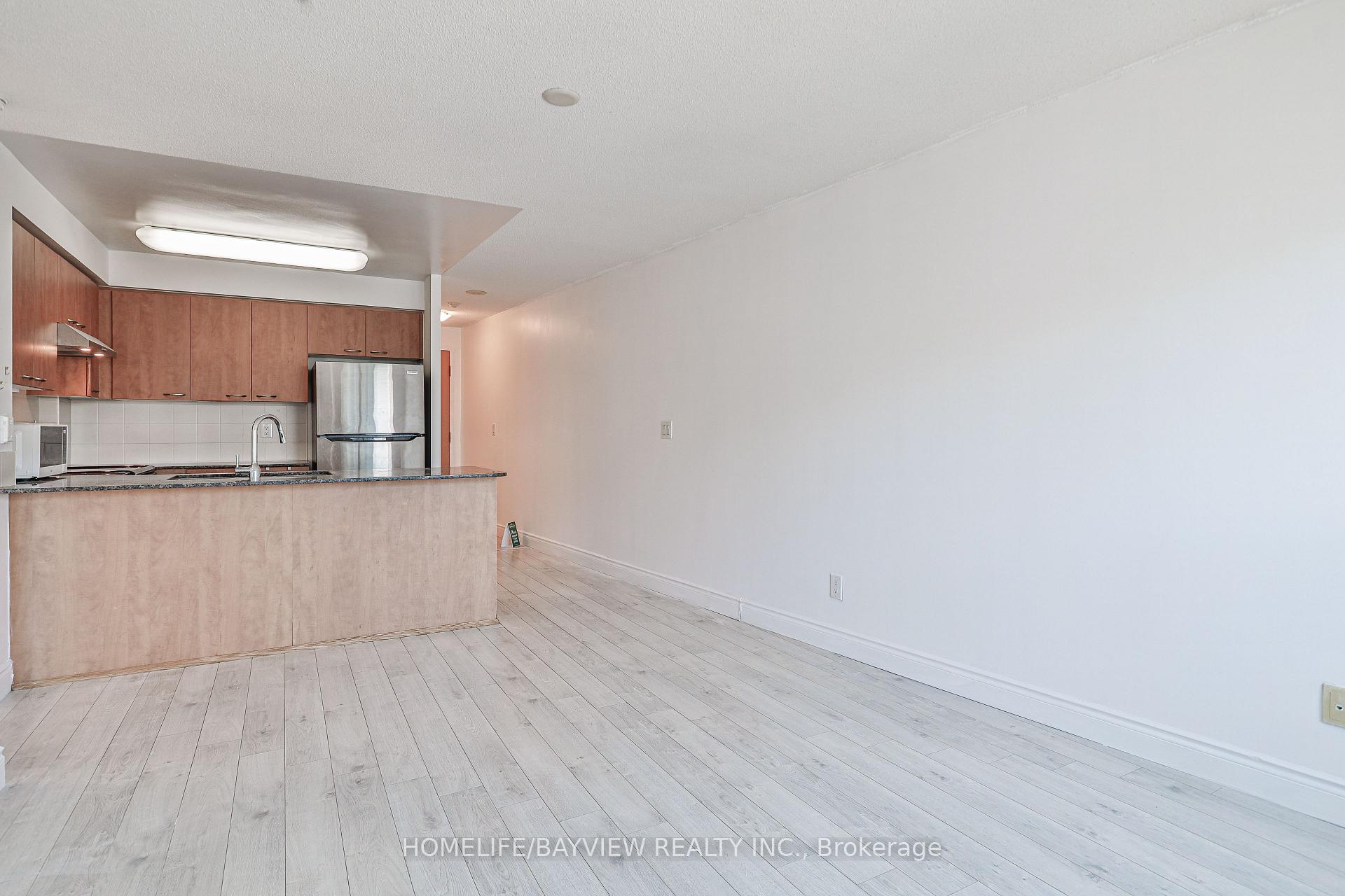 Photo 18 of Unit LPH08, 503 Beecroft Road, North York, Willowdale West — HOMEH