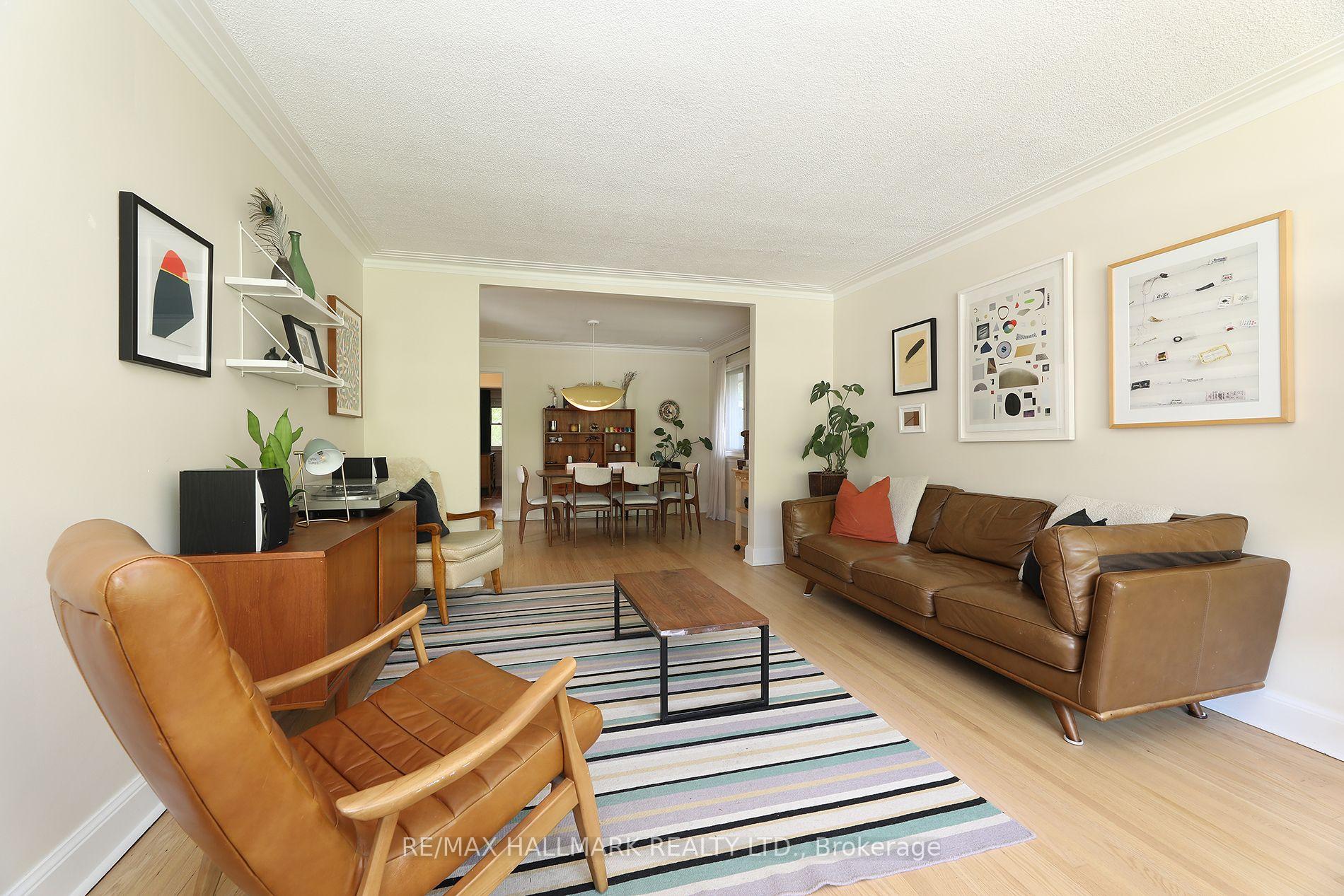 Photo 5 of 33 Stag Hill Drive, Toronto, O'Connor-Parkview — HOMEH