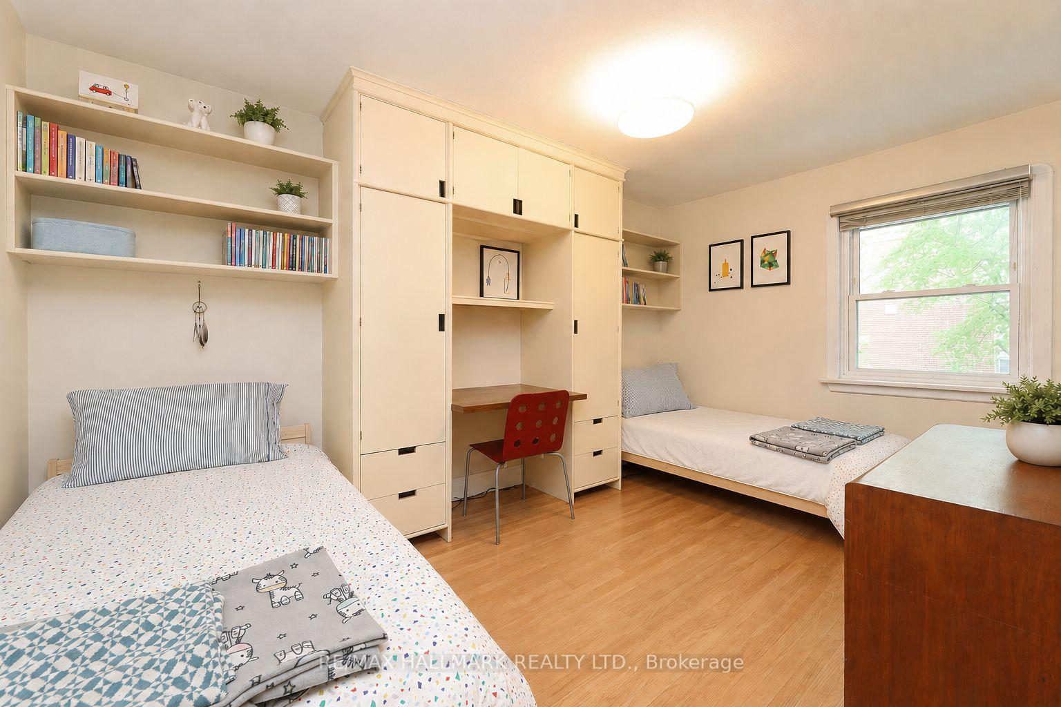 Photo 12 of 33 Stag Hill Drive, Toronto, O'Connor-Parkview — HOMEH