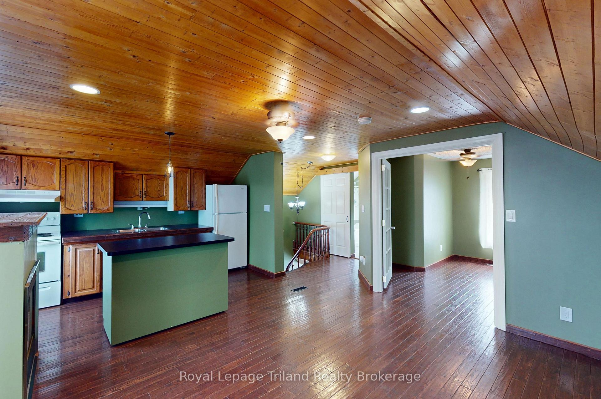 Photo 12 of 16 Broadway Street, Woodstock, Woodstock - South — HOMEH