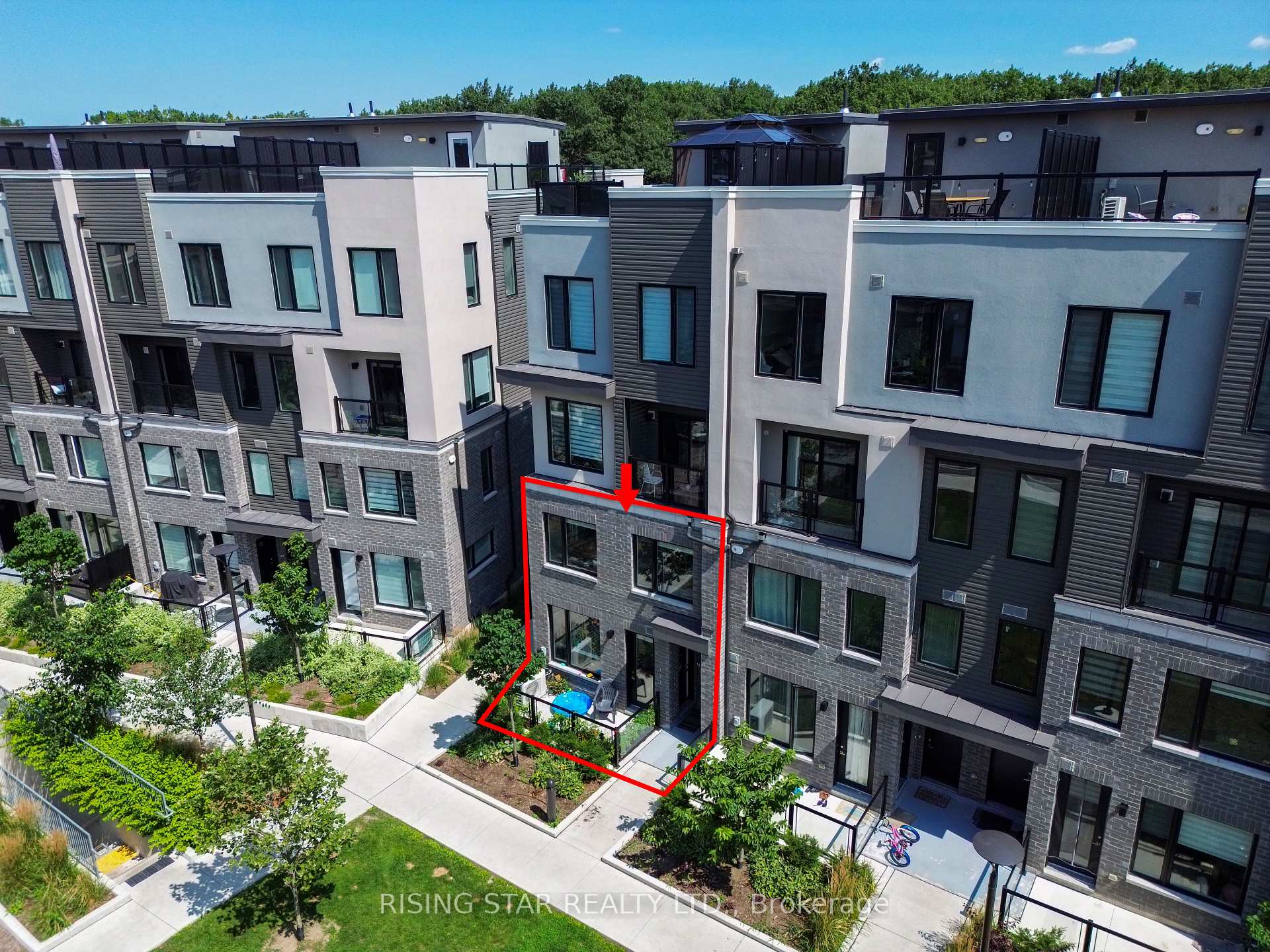 Photo 4 of Unit 12, 3538 Colonial Drive, Mississauga, Erin Mills — HOMEH