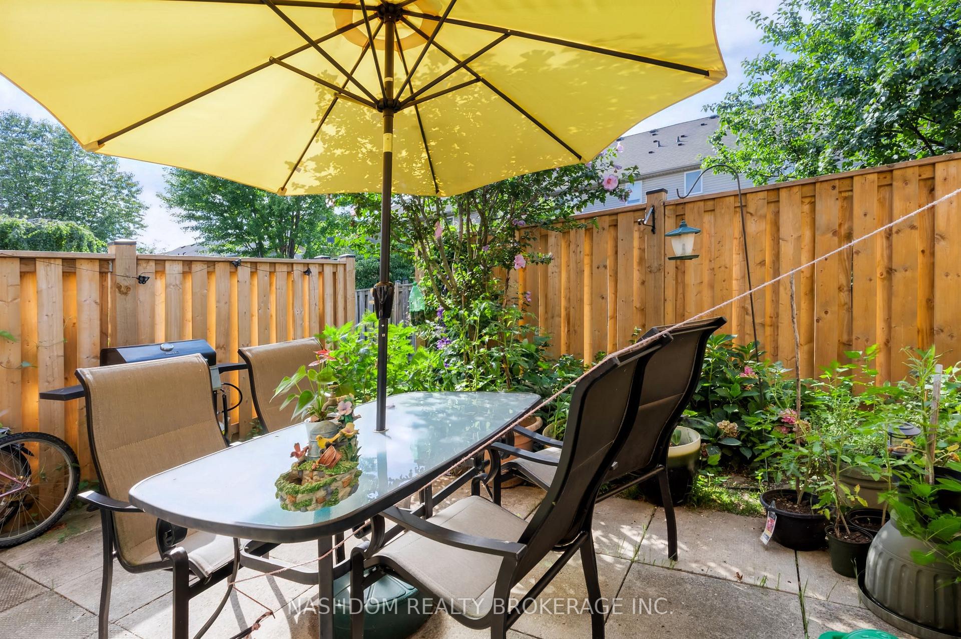 Photo 37 of Unit 14, 1283 Blanshard Drive, Burlington, Tansley — HOMEH
