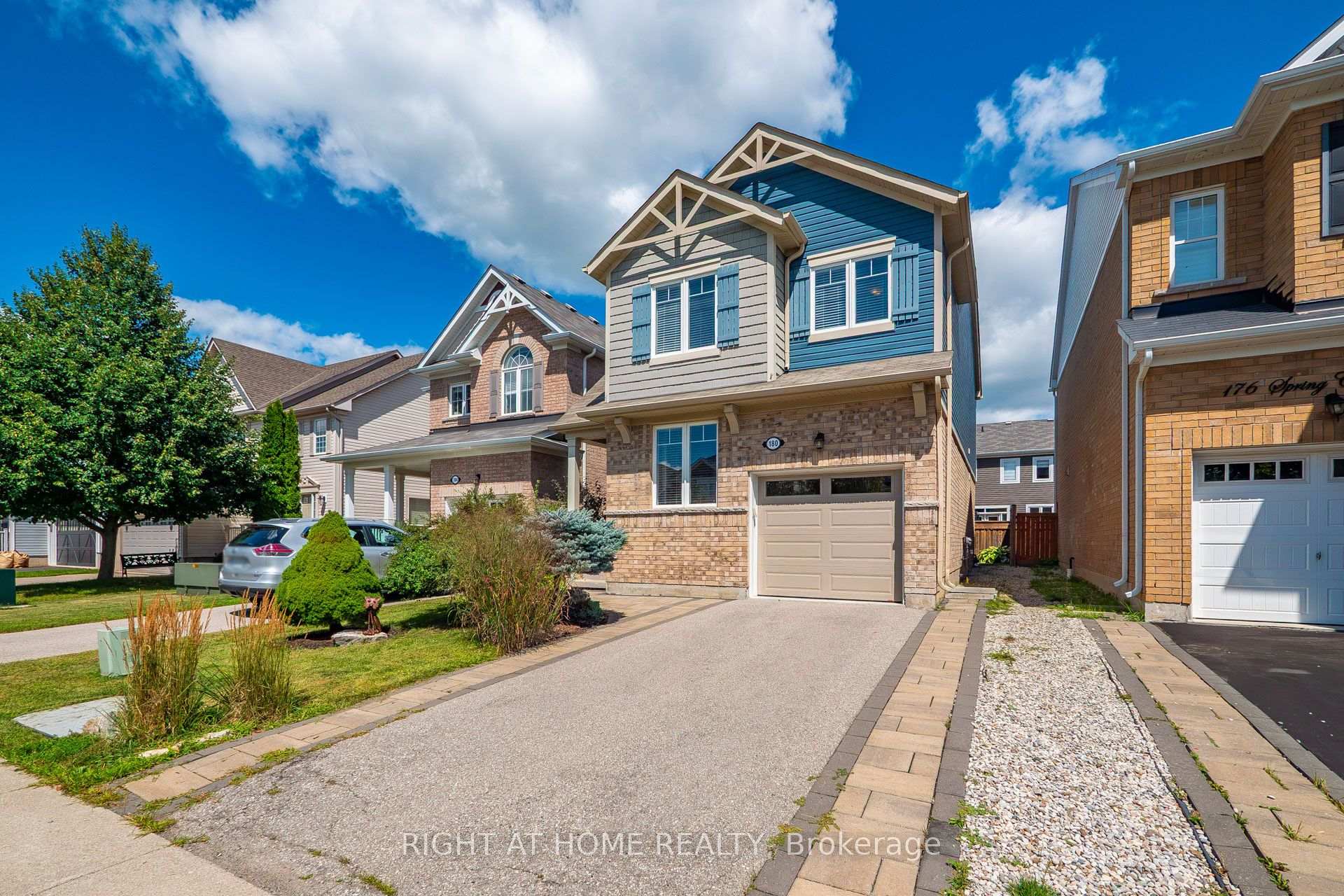 Photo 5 of 180 Spring Creek Drive, Hamilton, Waterdown — HOMEH