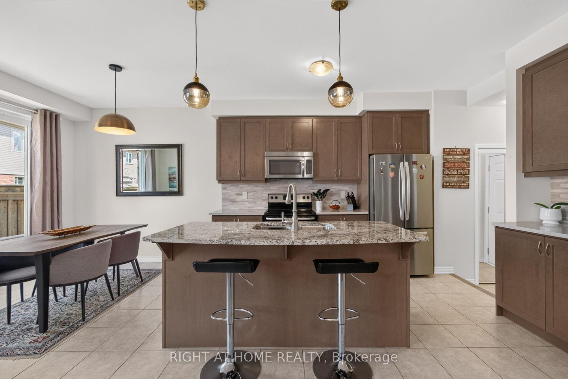 Photo 20 of 180 Spring Creek Drive, Hamilton, Waterdown — HOMEH