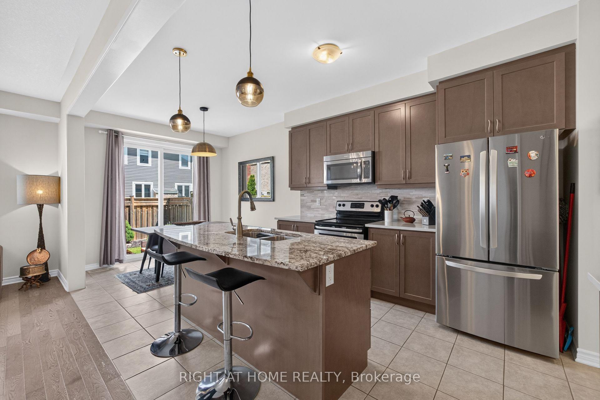 Photo 22 of 180 Spring Creek Drive, Hamilton, Waterdown — HOMEH