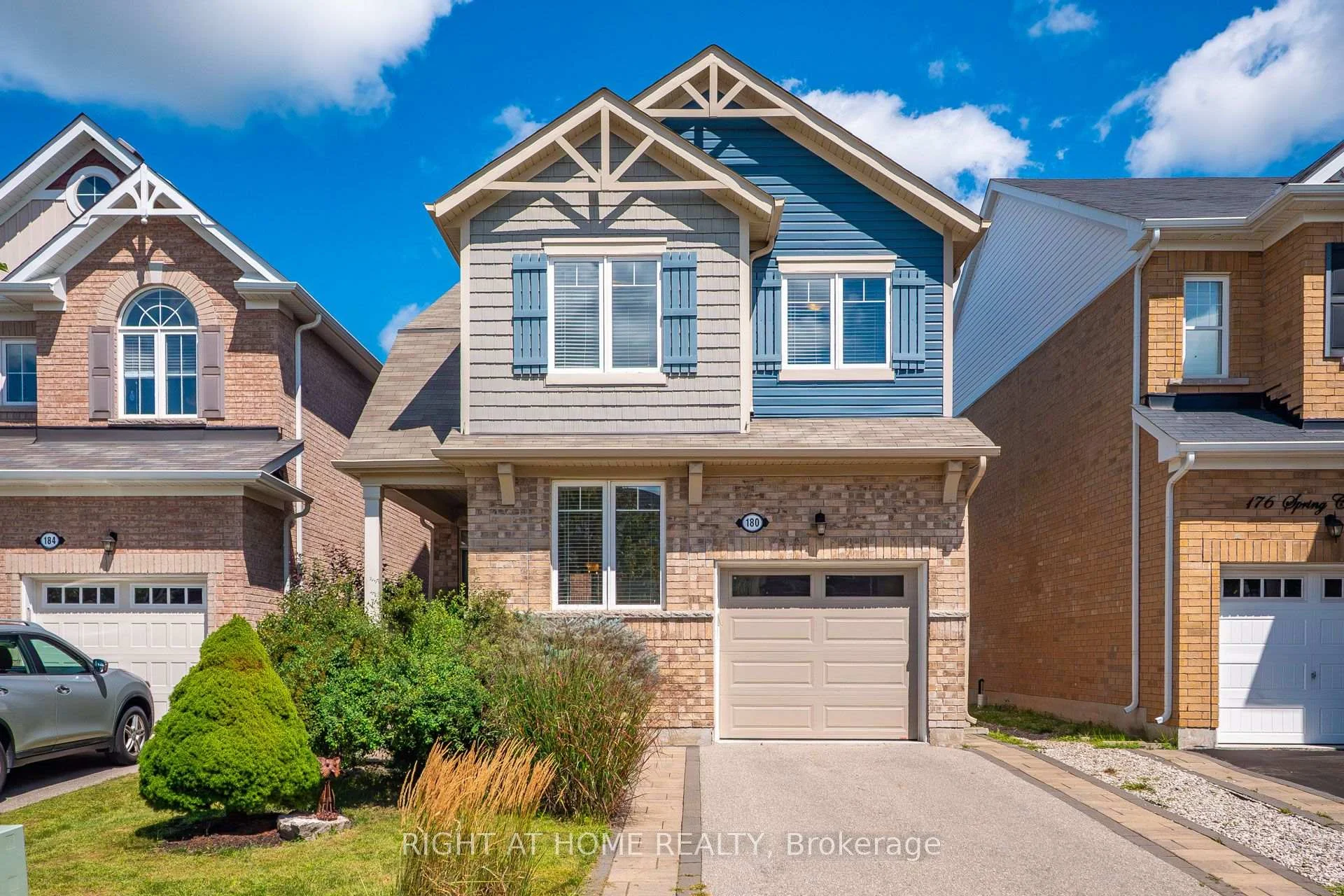 Photo 2 of 180 Spring Creek Drive, Hamilton, Waterdown — HOMEH