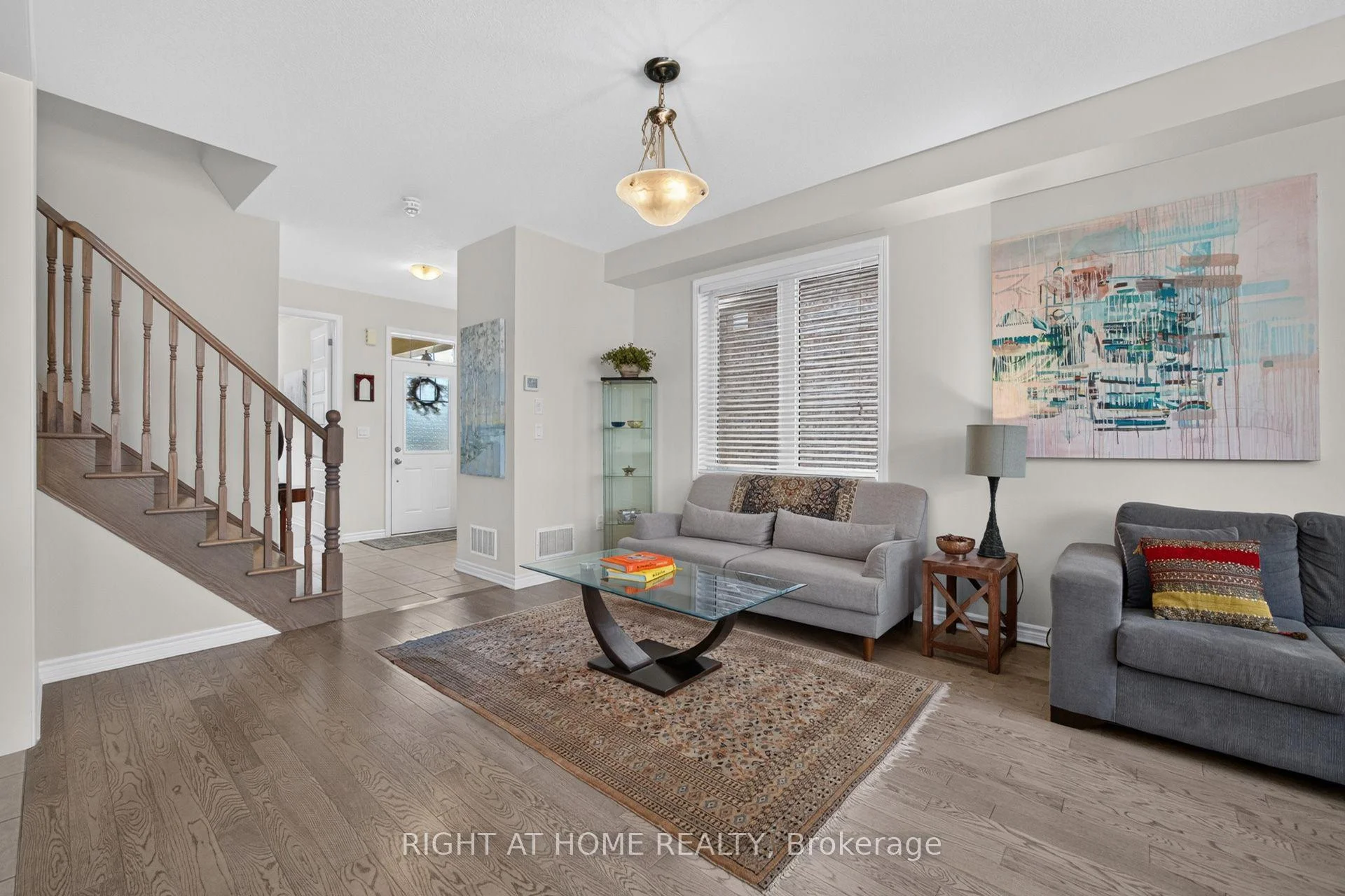 Photo 17 of 180 Spring Creek Drive, Hamilton, Waterdown — HOMEH