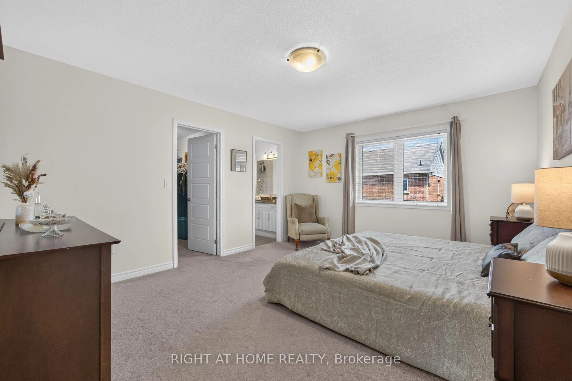 Photo 34 of 180 Spring Creek Drive, Hamilton, Waterdown — HOMEH