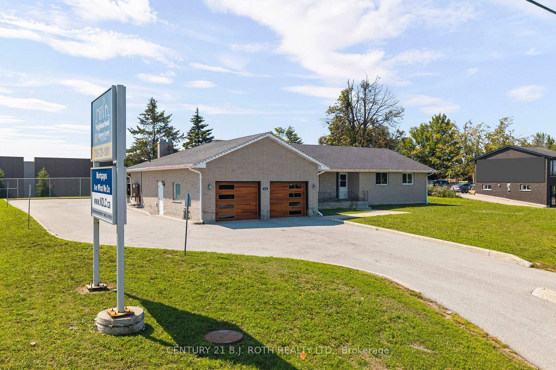 Photo 1 of 355 Mapleview Drive W, Barrie, Holly — HOMEH