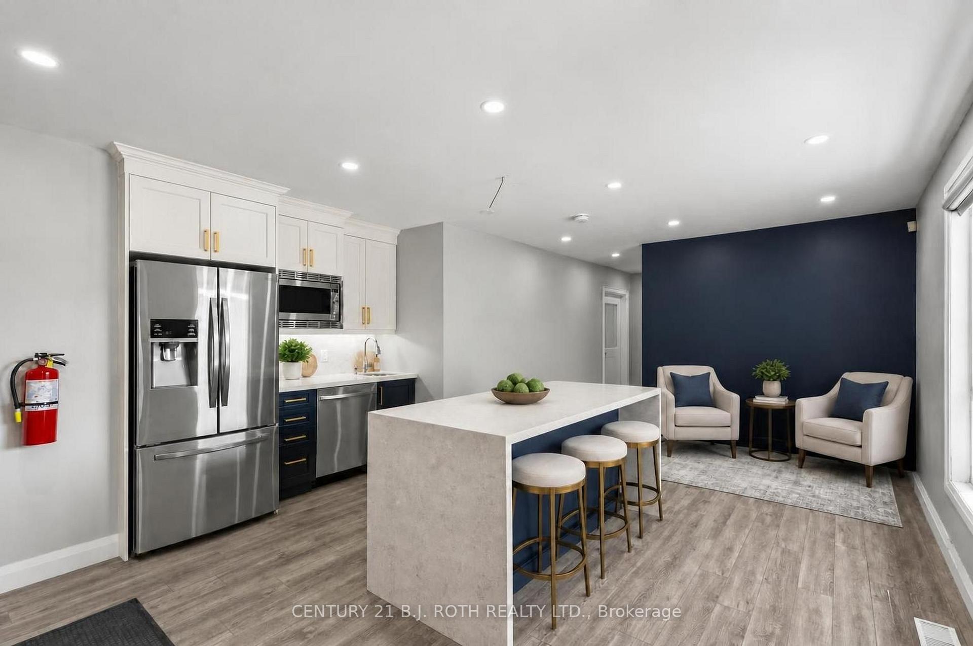 Photo 14 of 355 Mapleview Drive W, Barrie, Holly — HOMEH