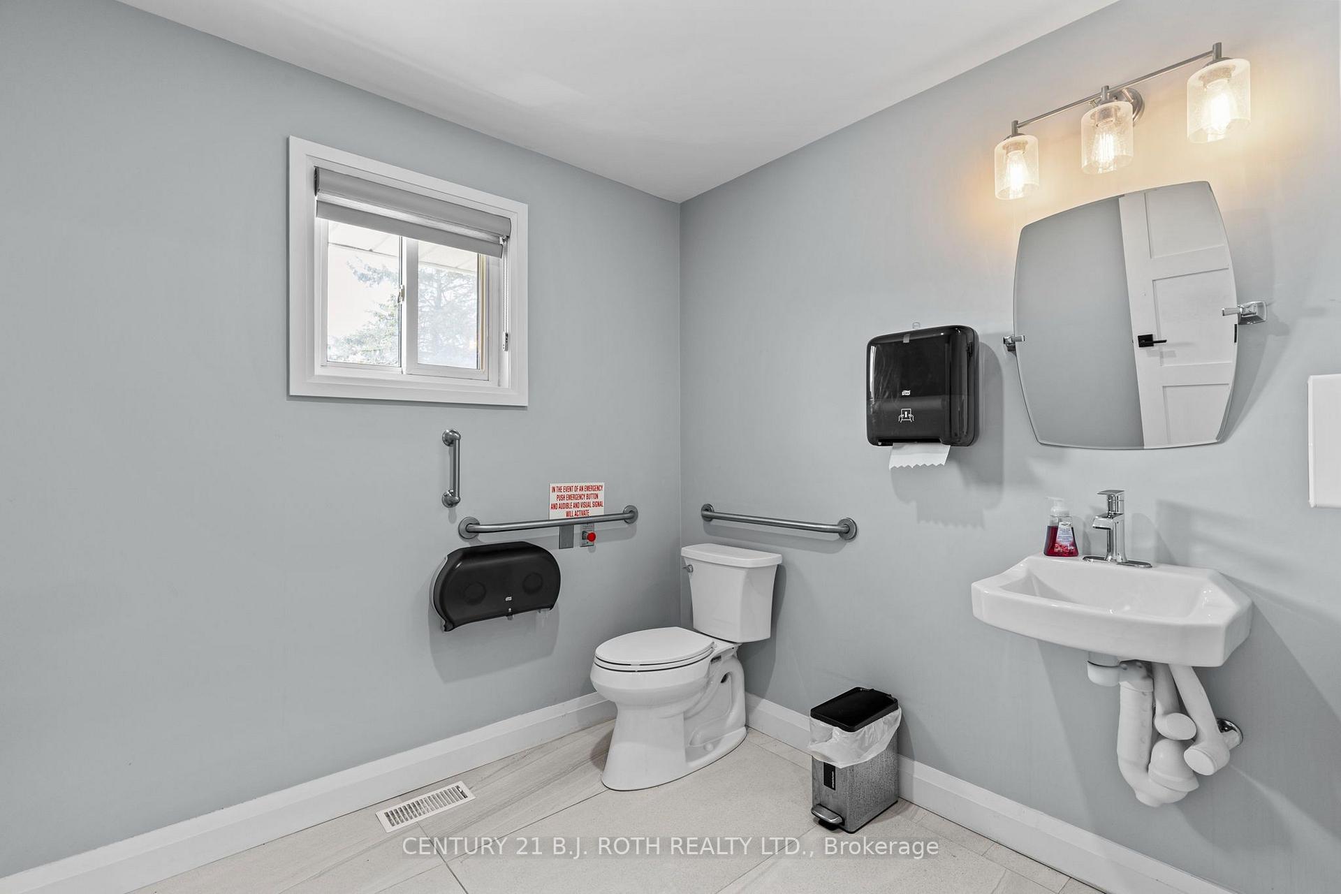 Photo 17 of 355 Mapleview Drive W, Barrie, Holly — HOMEH