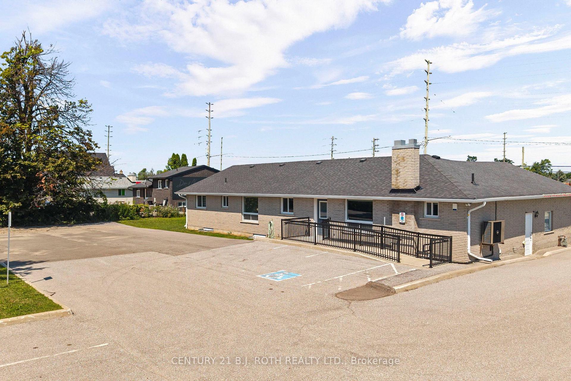 Photo 29 of 355 Mapleview Drive W, Barrie, Holly — HOMEH