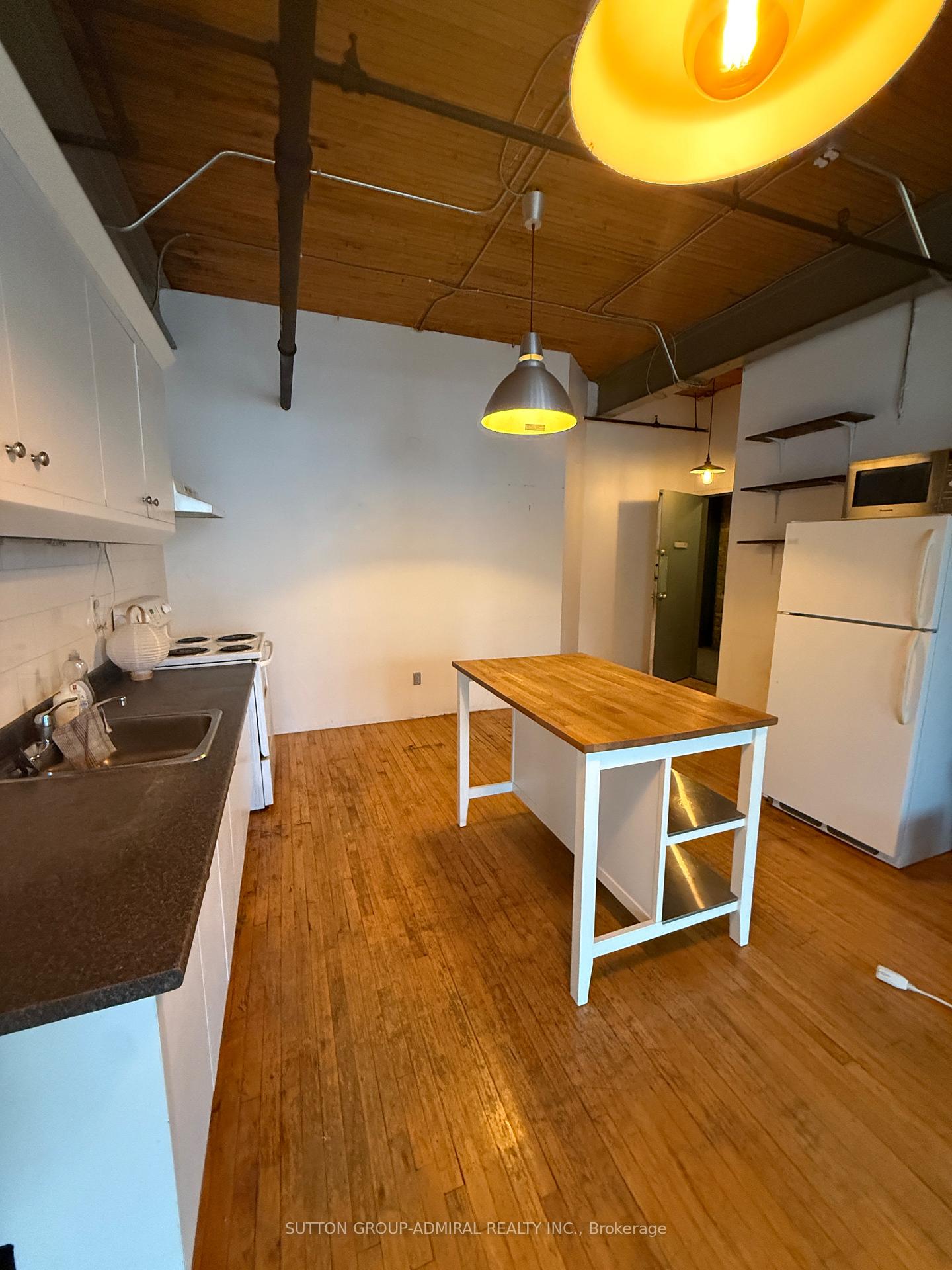 Photo 3 of Unit 201, 34 Noble Street, Toronto, Roncesvalles — HOMEH