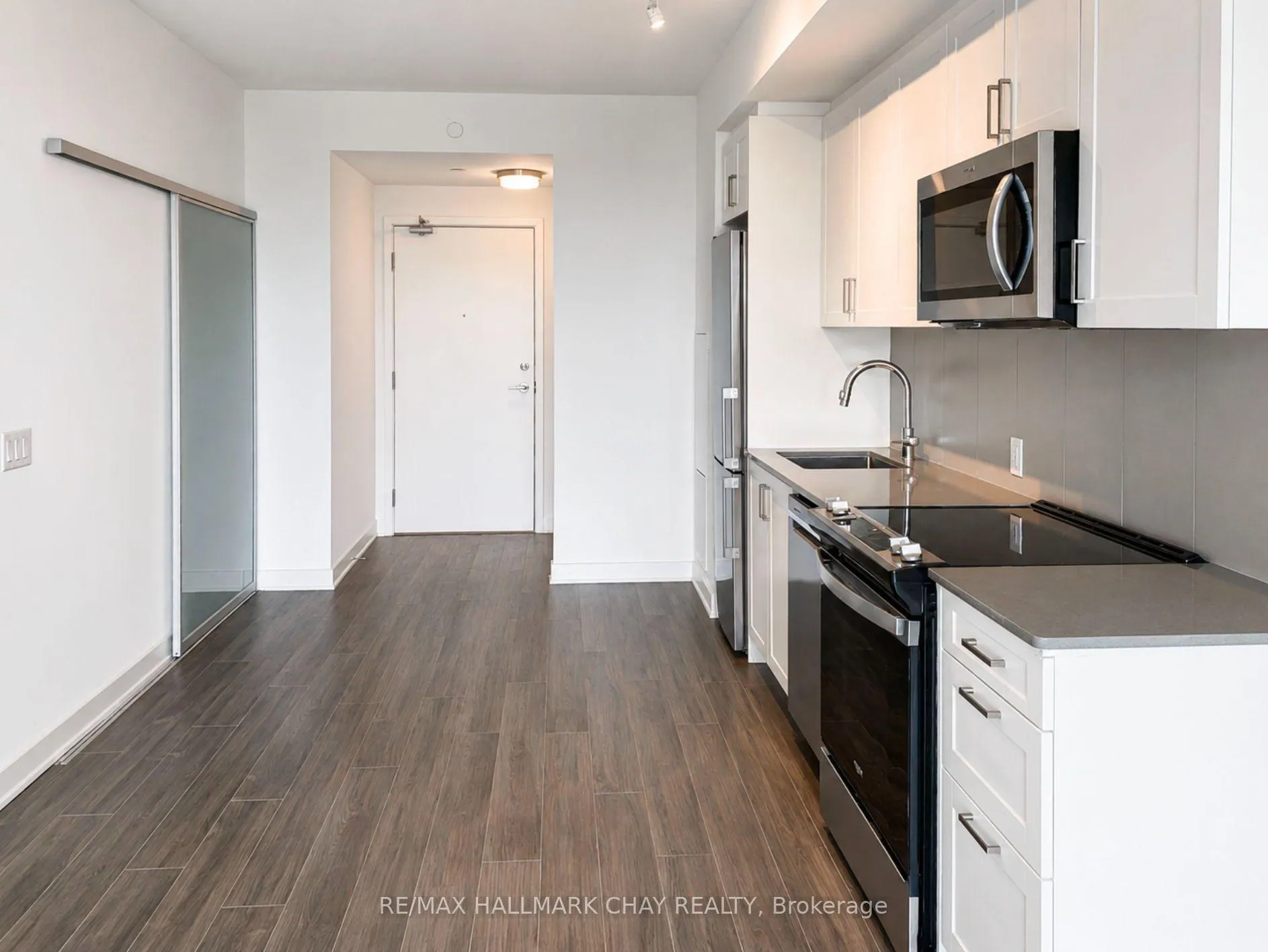 Photo 9 of Unit 317, 681 Yonge Street, Barrie, Painswick South — HOMEH