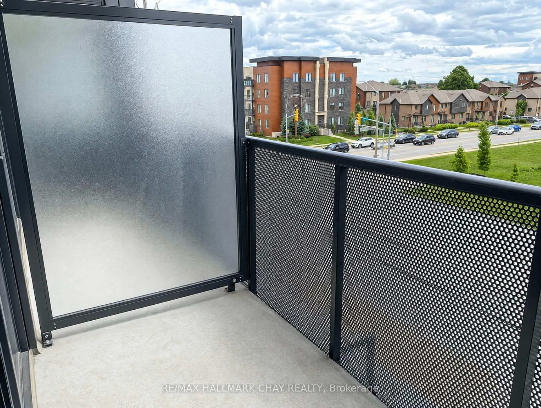 Photo 12 of Unit 317, 681 Yonge Street, Barrie, Painswick South — HOMEH