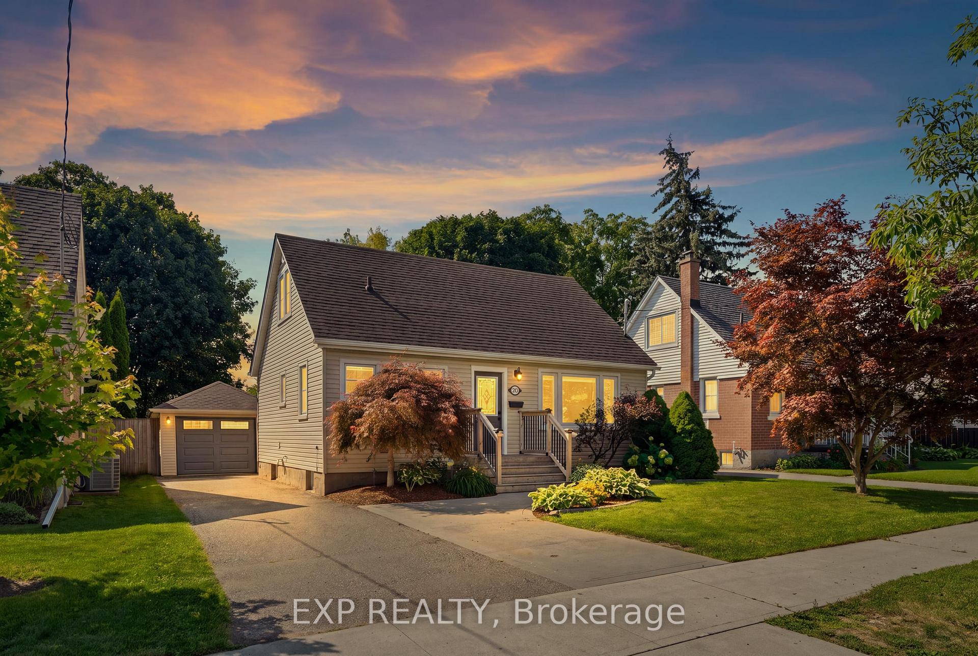 Photo 1 of 20 Hillview Street, Kitchener, Northward — HOMEH