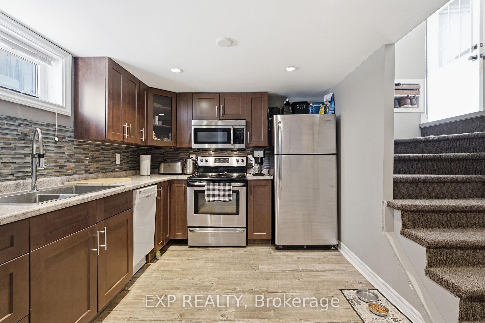 Photo 28 of 20 Hillview Street, Kitchener, Northward — HOMEH