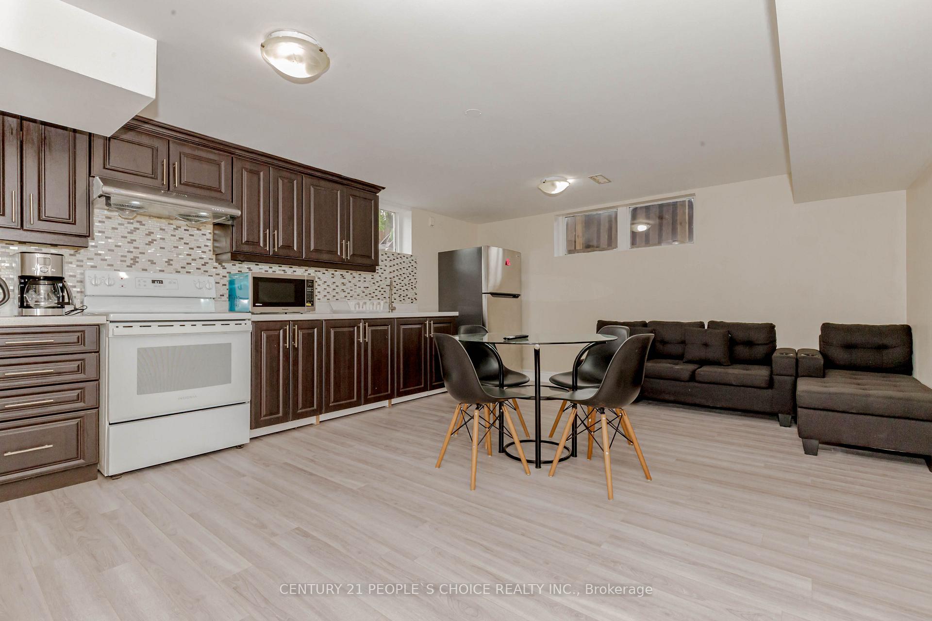 Photo 18 of 215 Jeffcoat Drive, Etobicoke, West Humber-Clairville — HOMEH