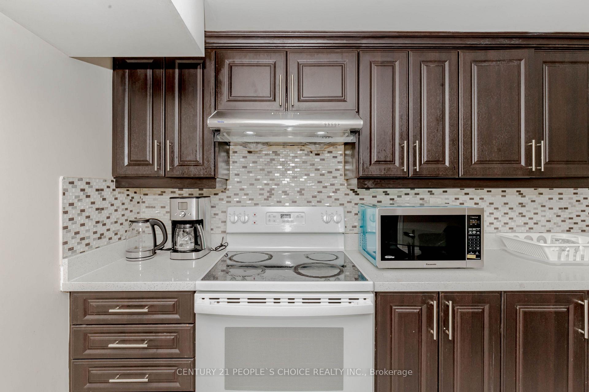 Photo 28 of 215 Jeffcoat Drive, Etobicoke, West Humber-Clairville — HOMEH