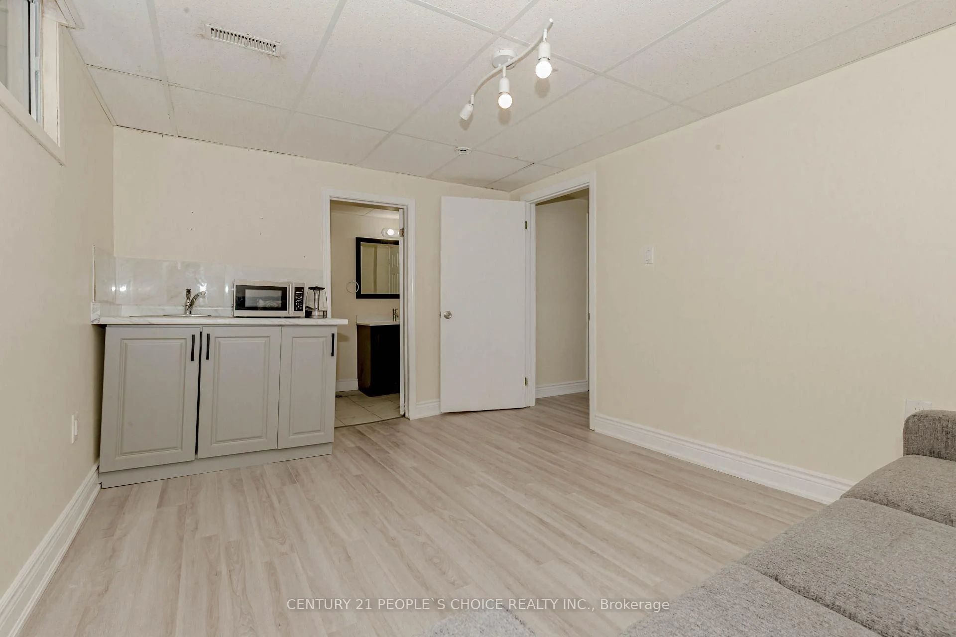 Photo 50 of 215 Jeffcoat Drive, Etobicoke, West Humber-Clairville — HOMEH