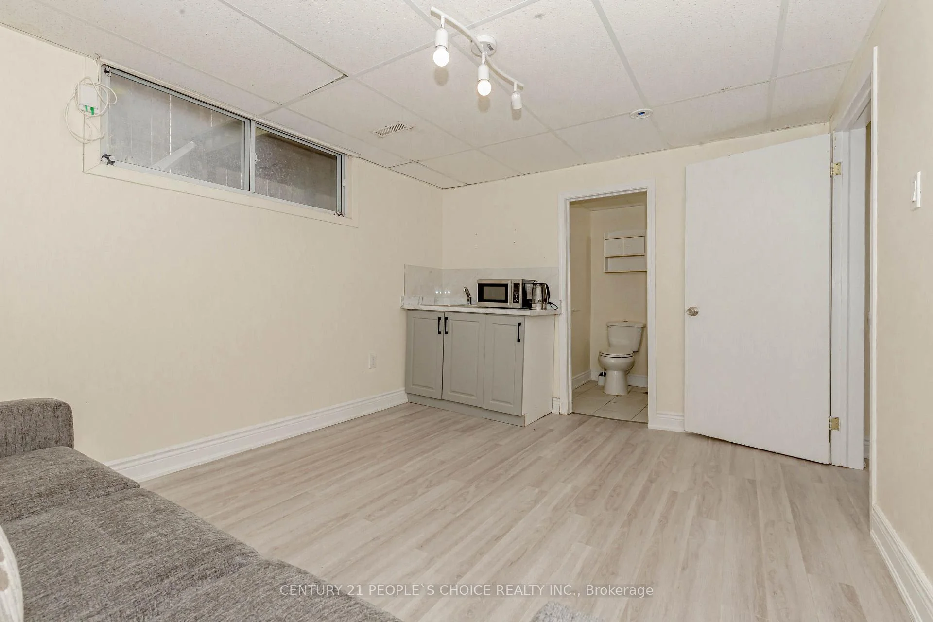 Photo 51 of 215 Jeffcoat Drive, Etobicoke, West Humber-Clairville — HOMEH