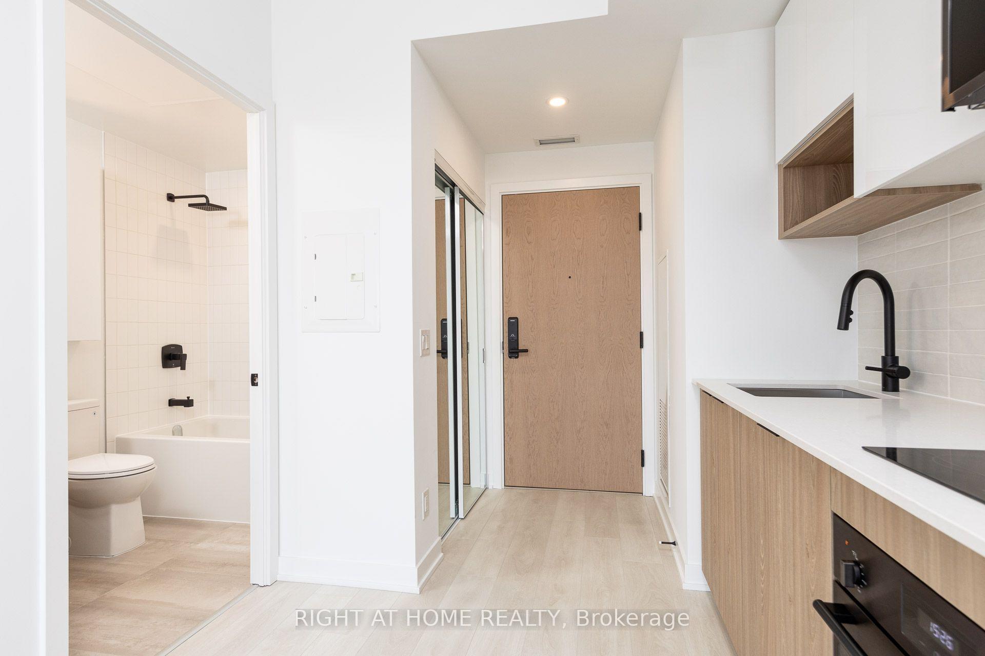 Photo 2 of Unit 2211, 5 Defries Street, Toronto, Regent Park — HOMEH