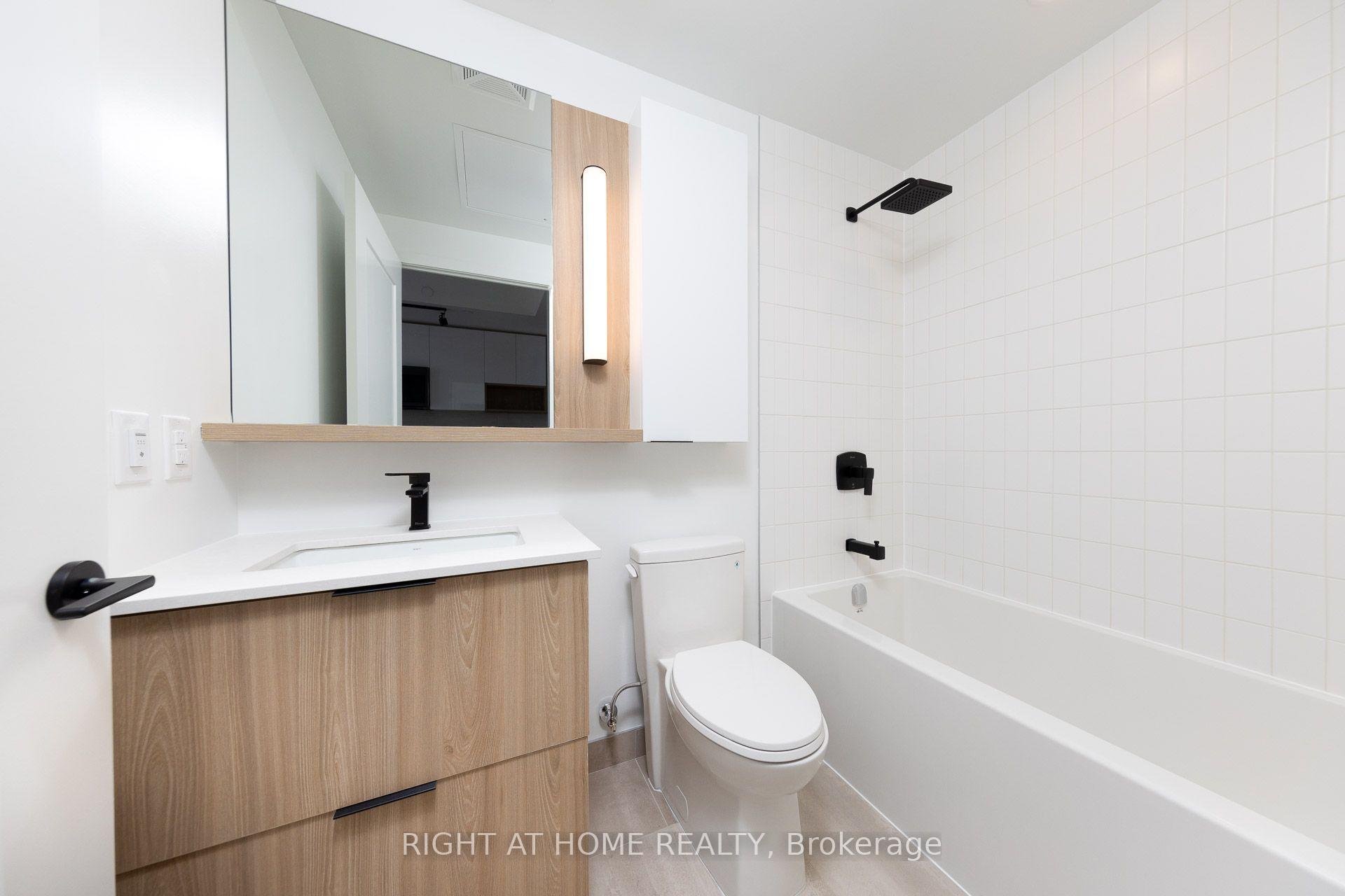 Photo 8 of Unit 2211, 5 Defries Street, Toronto, Regent Park — HOMEH