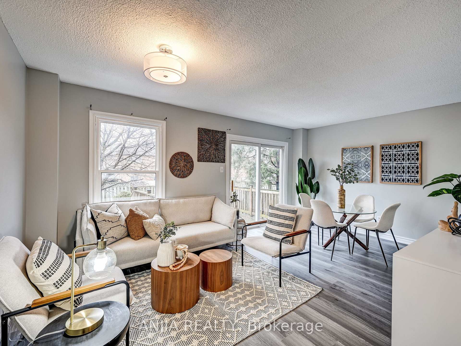 Photo 3 of 61 Sorrell Crescent, Markham, Milliken Mills East — HOMEH