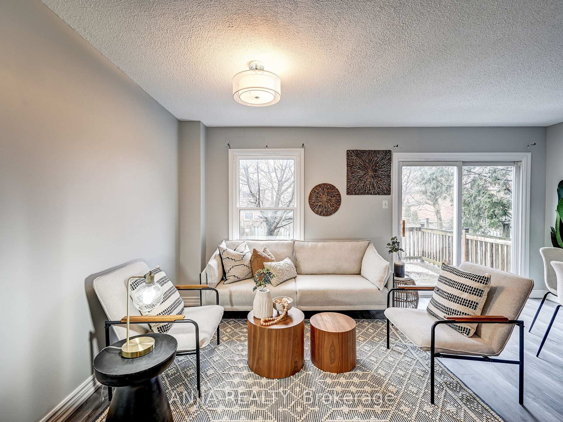 Photo 2 of 61 Sorrell Crescent, Markham, Milliken Mills East — HOMEH