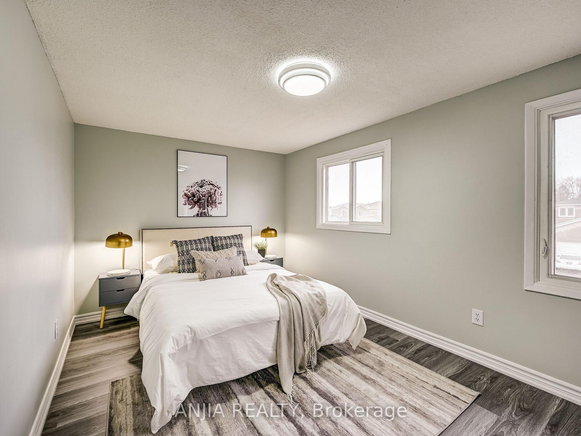Photo 11 of 61 Sorrell Crescent, Markham, Milliken Mills East — HOMEH