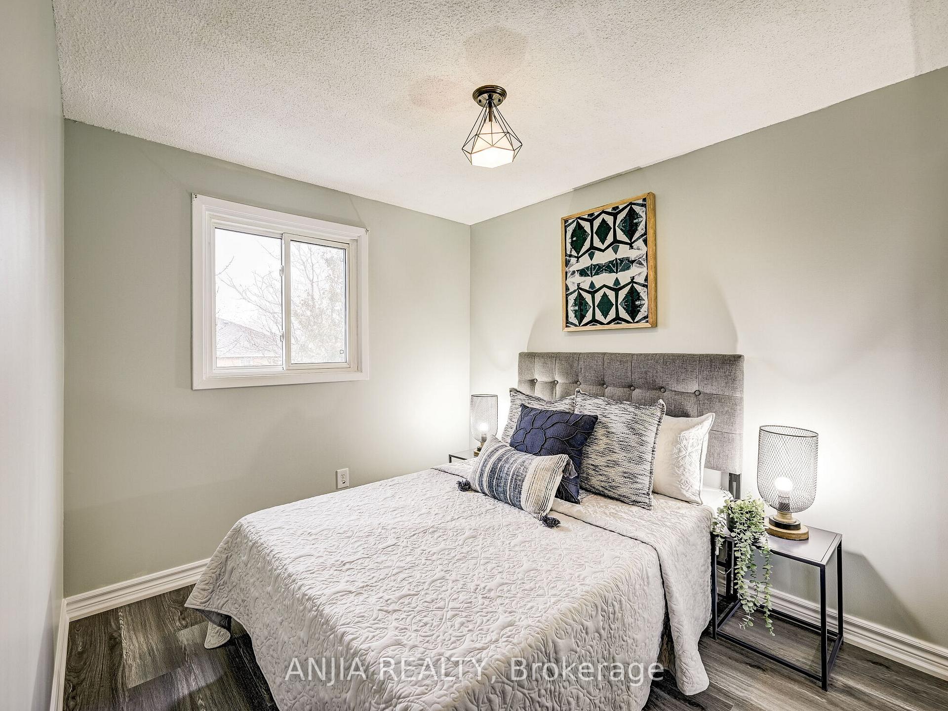 Photo 15 of 61 Sorrell Crescent, Markham, Milliken Mills East — HOMEH