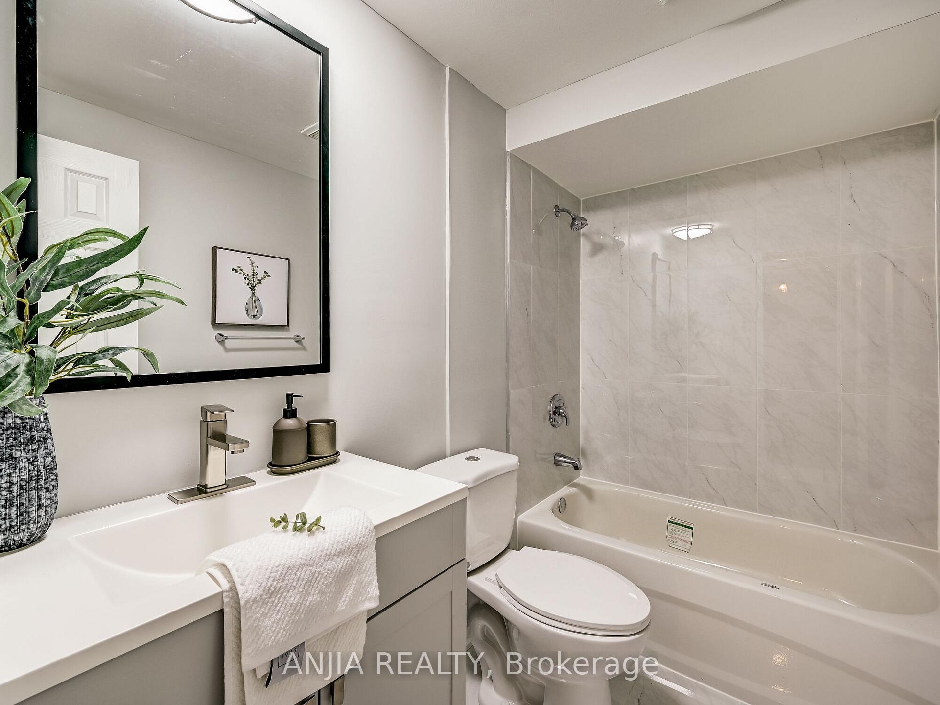 Photo 18 of 61 Sorrell Crescent, Markham, Milliken Mills East — HOMEH