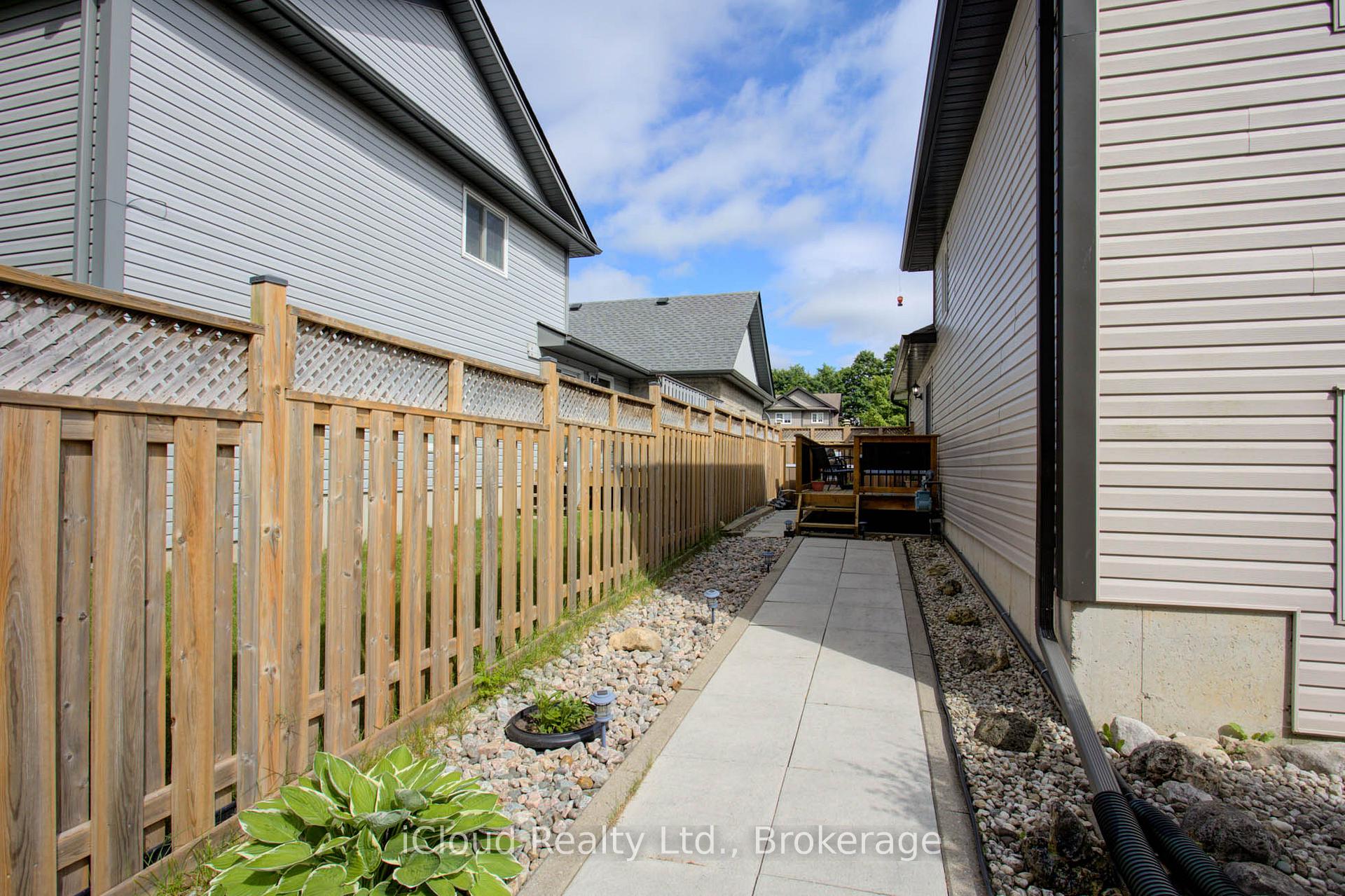 Photo 43 of 10 Sheffield Street, Southgate — HOMEH