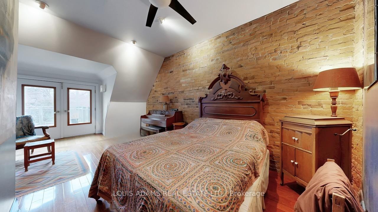 Photo 4 of 499 Palmerston Boulevard, Toronto, Palmerston-Little Italy — HOMEH