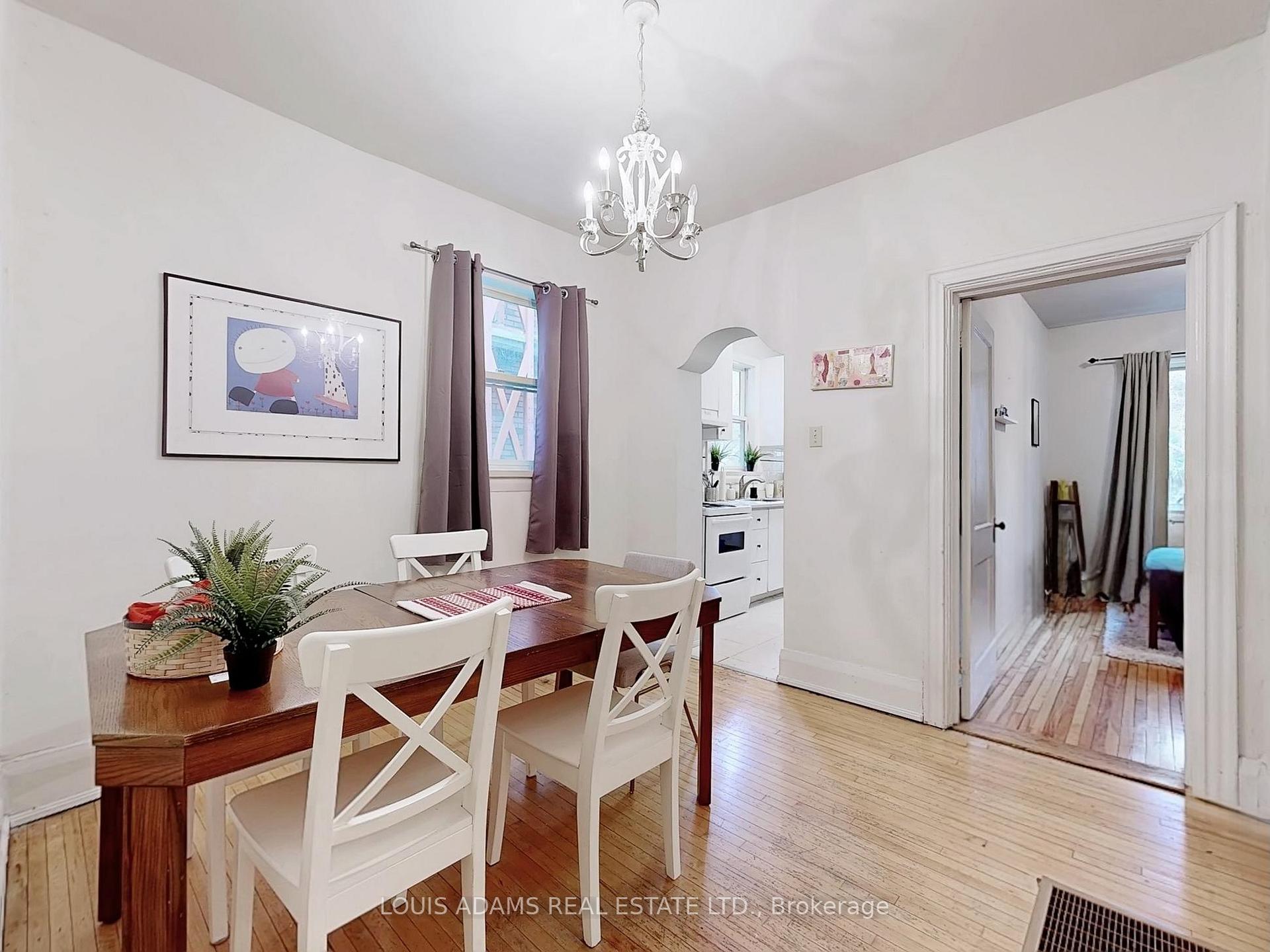 Photo 11 of 499 Palmerston Boulevard, Toronto, Palmerston-Little Italy — HOMEH