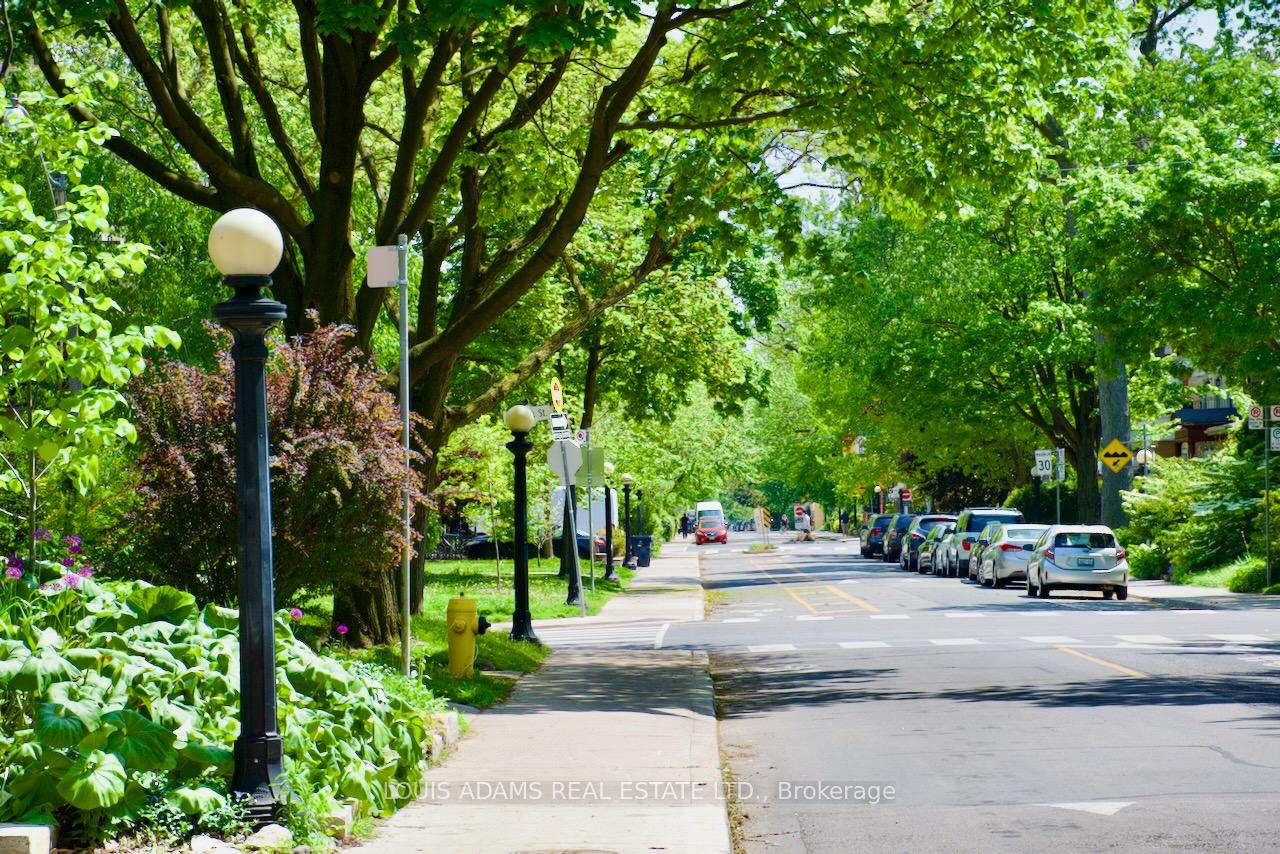 Photo 27 of 499 Palmerston Boulevard, Toronto, Palmerston-Little Italy — HOMEH