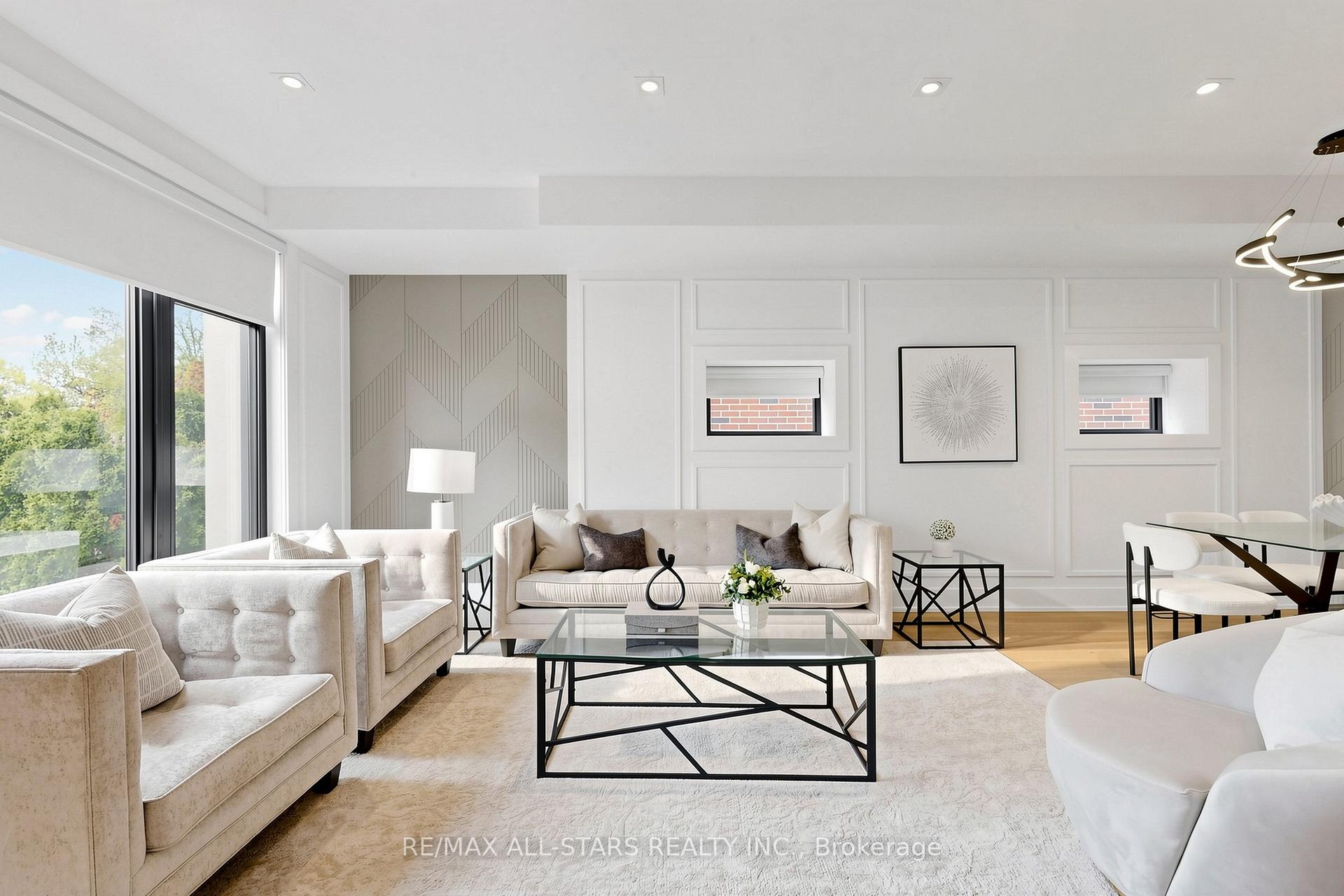 Photo 6 of 127 Banff Road, Toronto, Mount Pleasant East — HOMEH