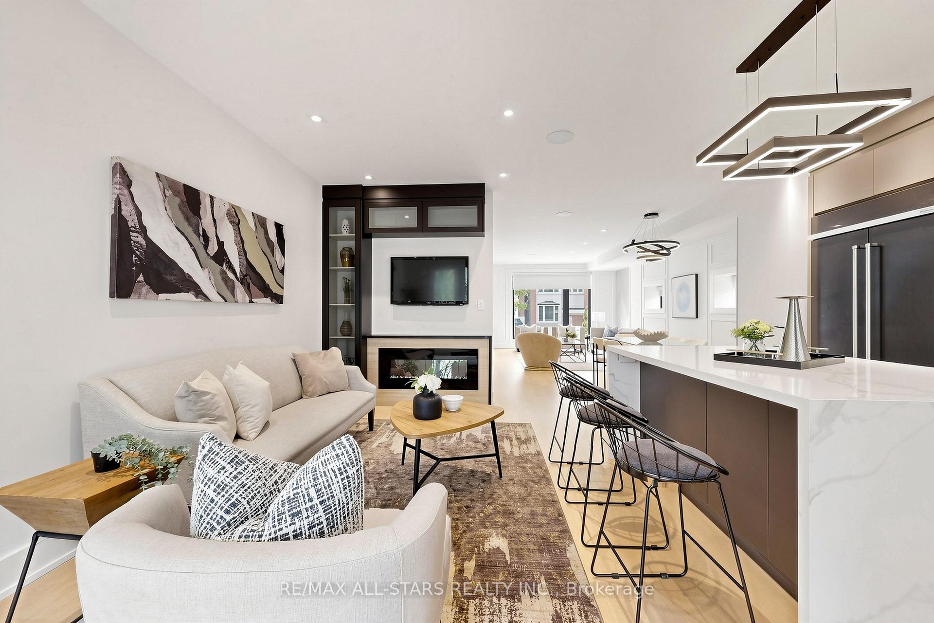 Photo 14 of 127 Banff Road, Toronto, Mount Pleasant East — HOMEH