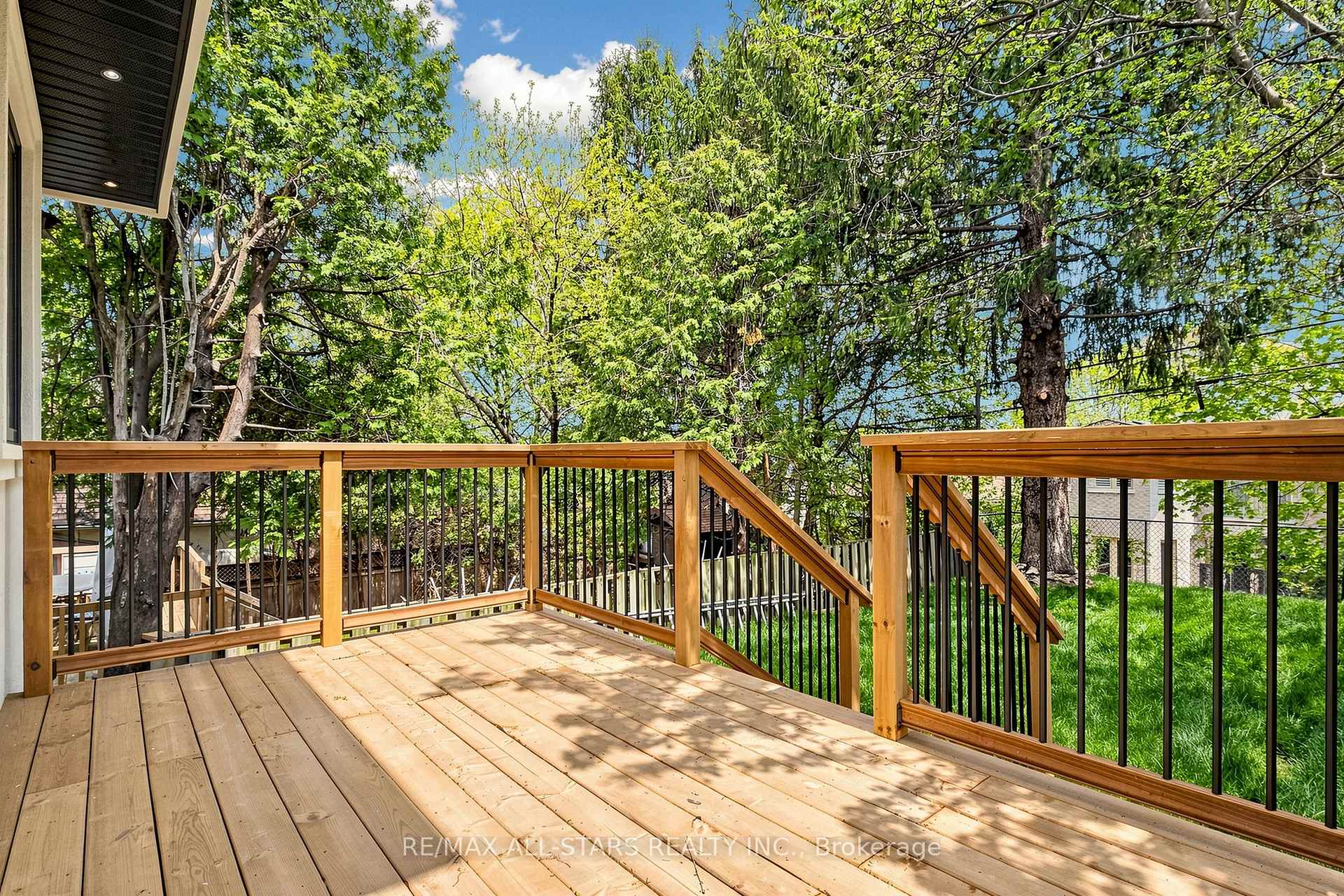 Photo 42 of 127 Banff Road, Toronto, Mount Pleasant East — HOMEH