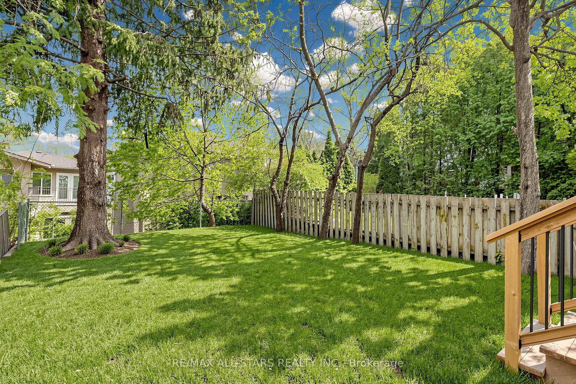 Photo 43 of 127 Banff Road, Toronto, Mount Pleasant East — HOMEH