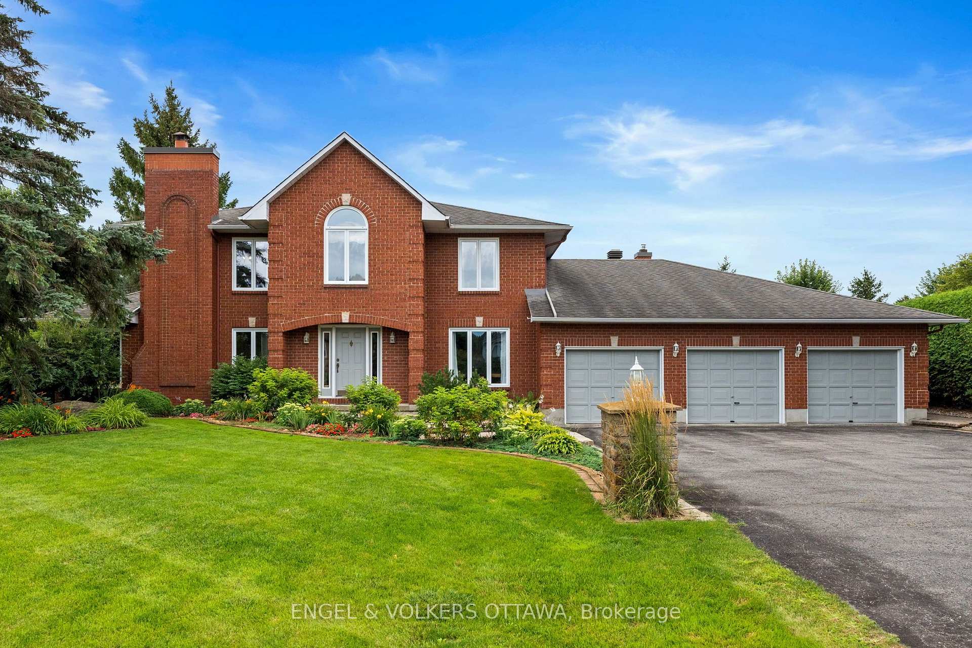 Photo of 1088 Bravar Drive
