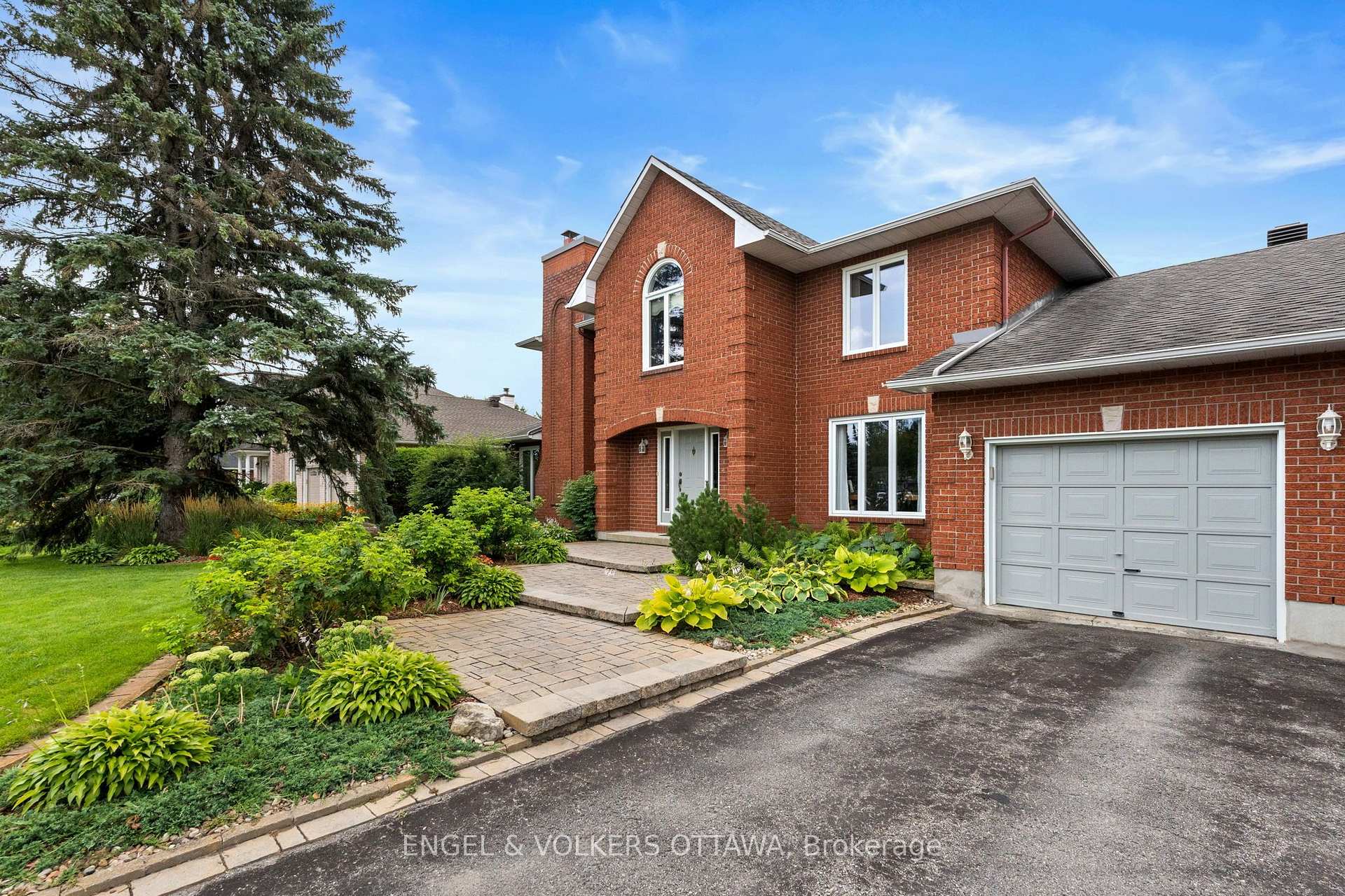 Photo 3 of 1088 Bravar Drive, Ottawa, Manotick Long Island & Nicholls Island — HOMEH