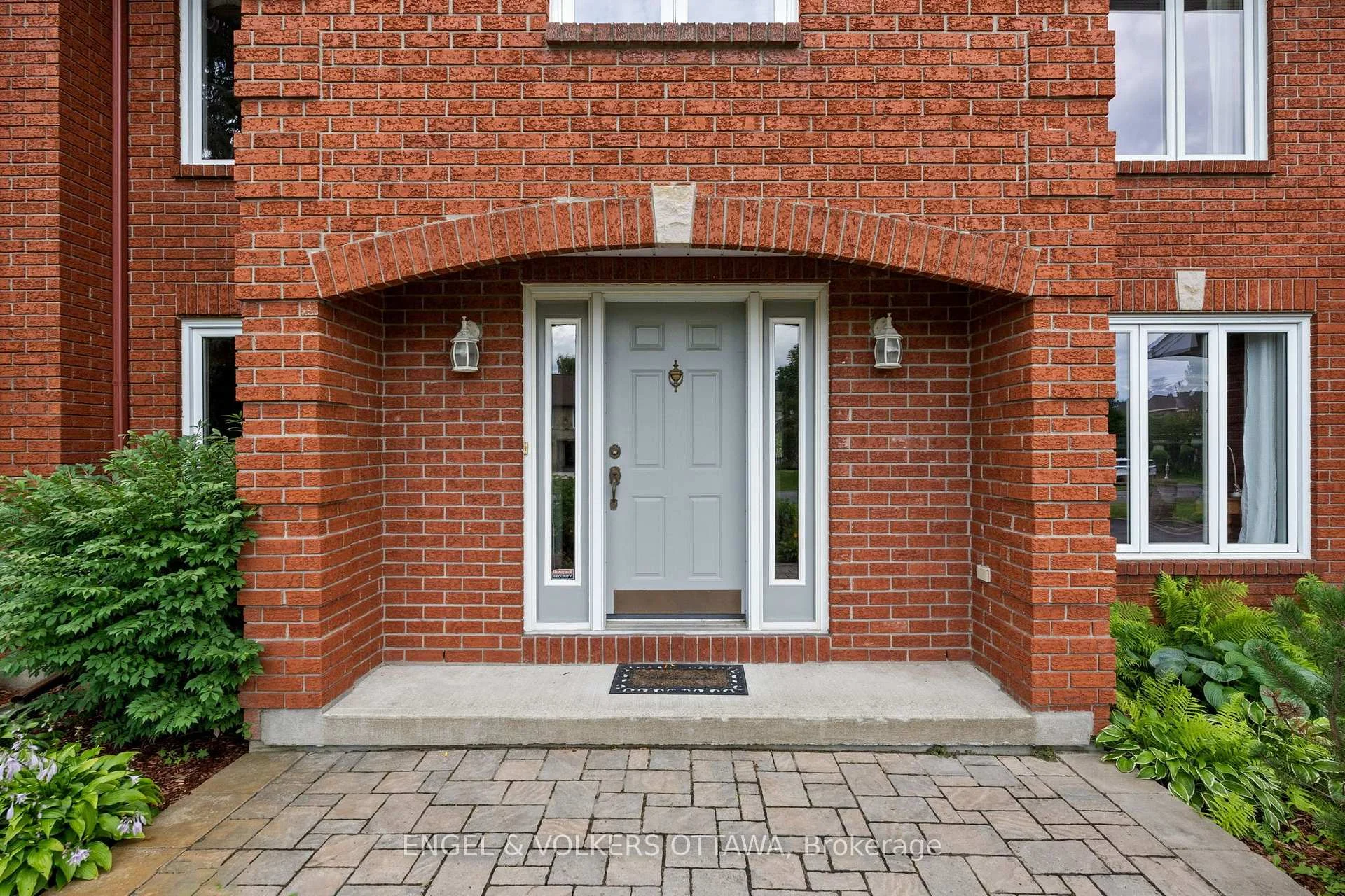 Photo 5 of 1088 Bravar Drive, Ottawa, Manotick Long Island & Nicholls Island — HOMEH