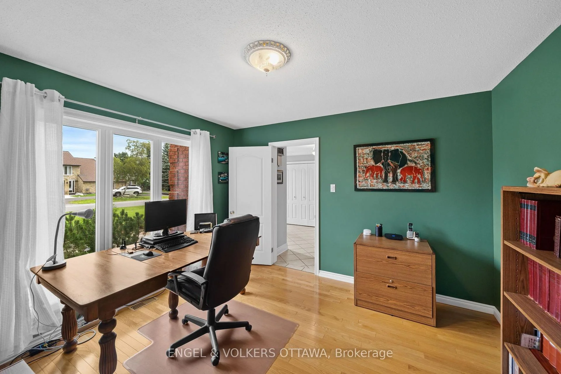Photo 13 of 1088 Bravar Drive, Ottawa, Manotick Long Island & Nicholls Island — HOMEH