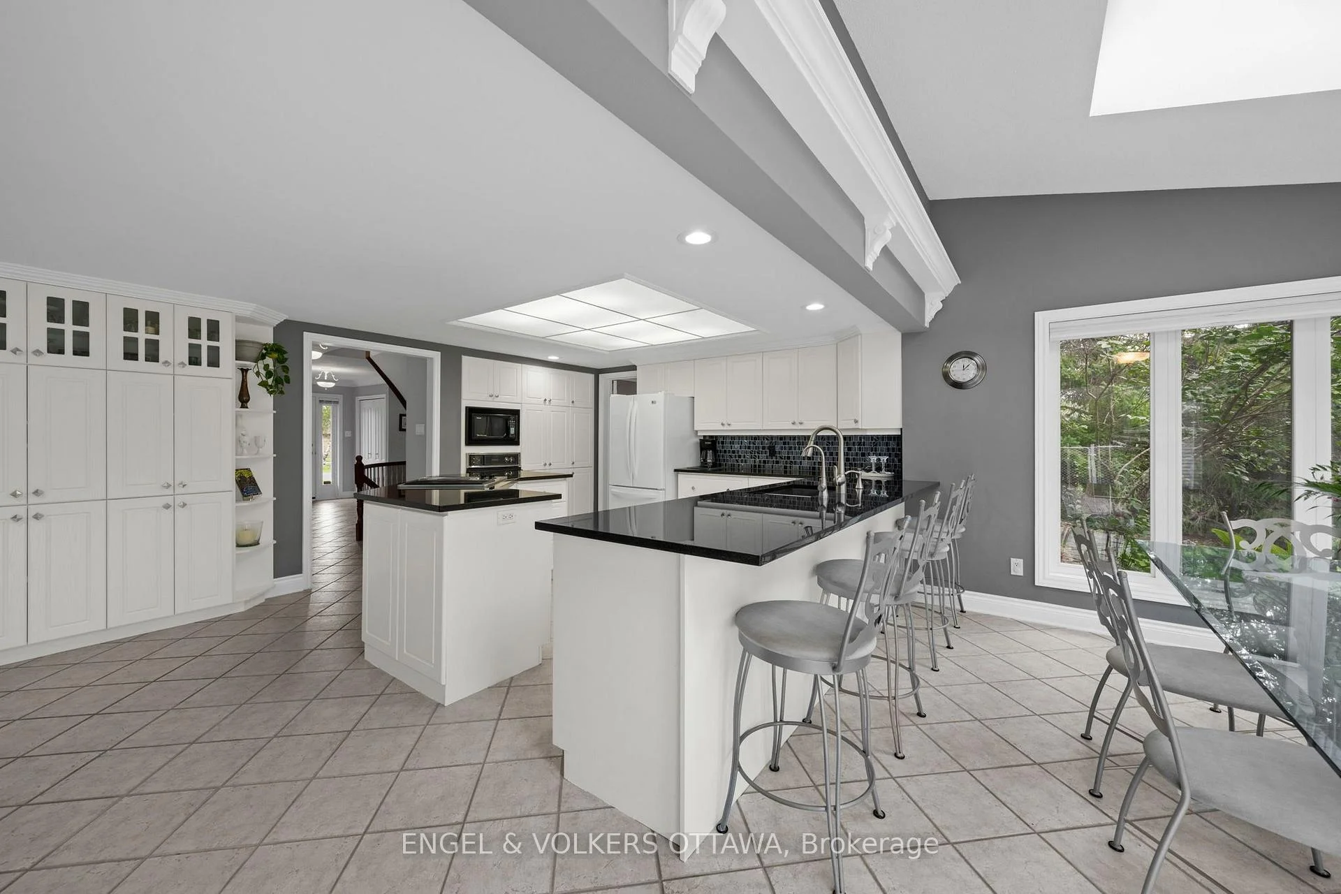 Photo 25 of 1088 Bravar Drive, Ottawa, Manotick Long Island & Nicholls Island — HOMEH