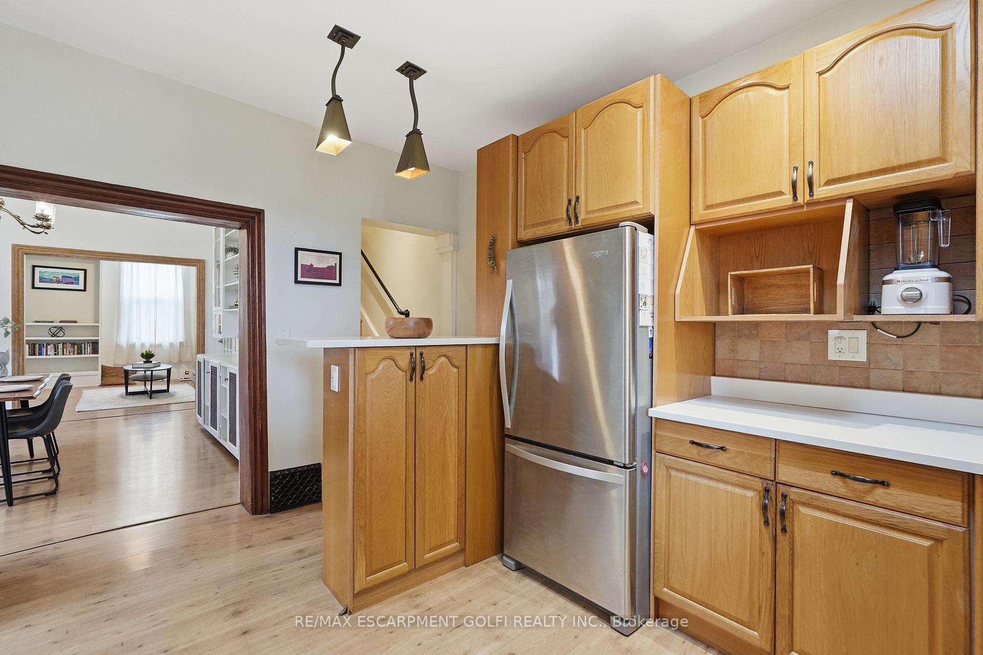 Photo 11 of 356 Hughson Street, Hamilton, North End — HOMEH