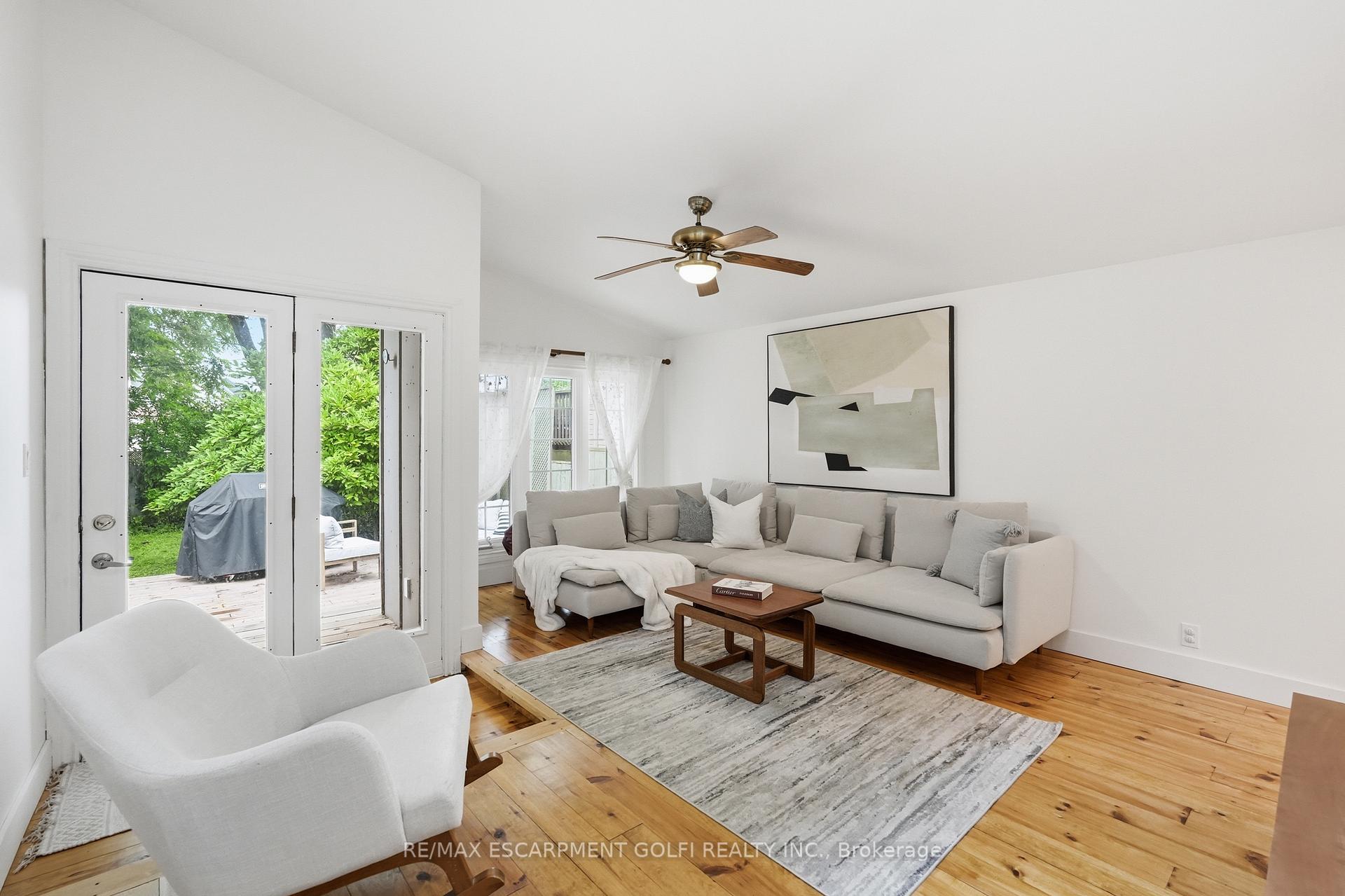 Photo 12 of 356 Hughson Street, Hamilton, North End — HOMEH