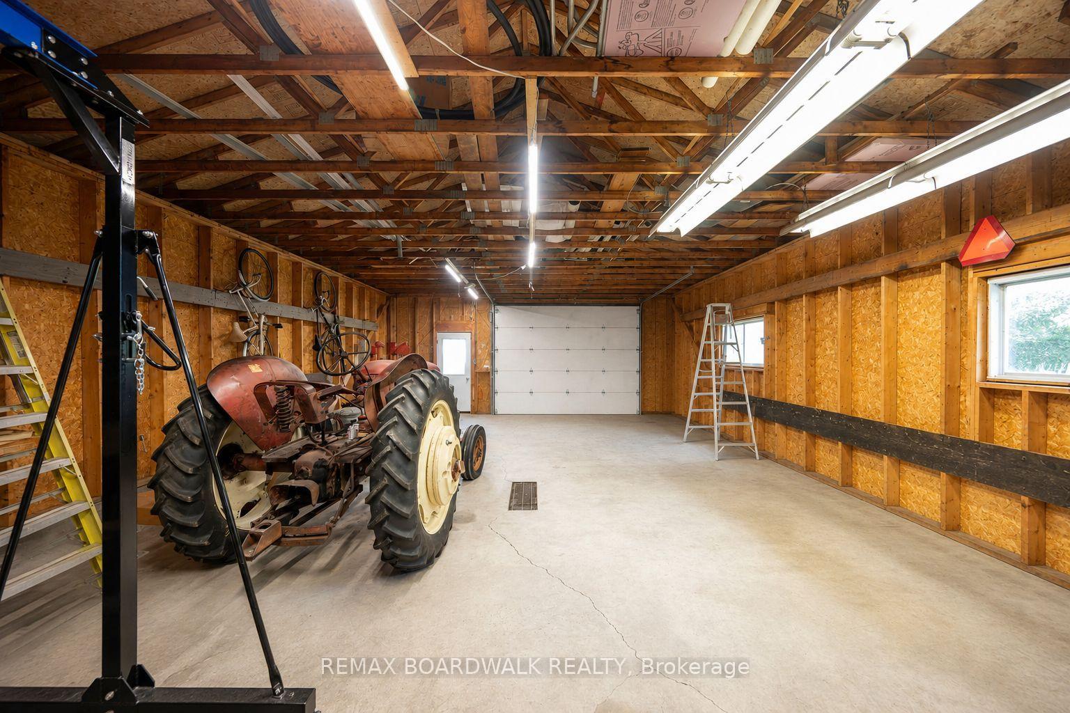 Photo 4 of 21 Maitland Street, Ottawa, Richmond — HOMEH