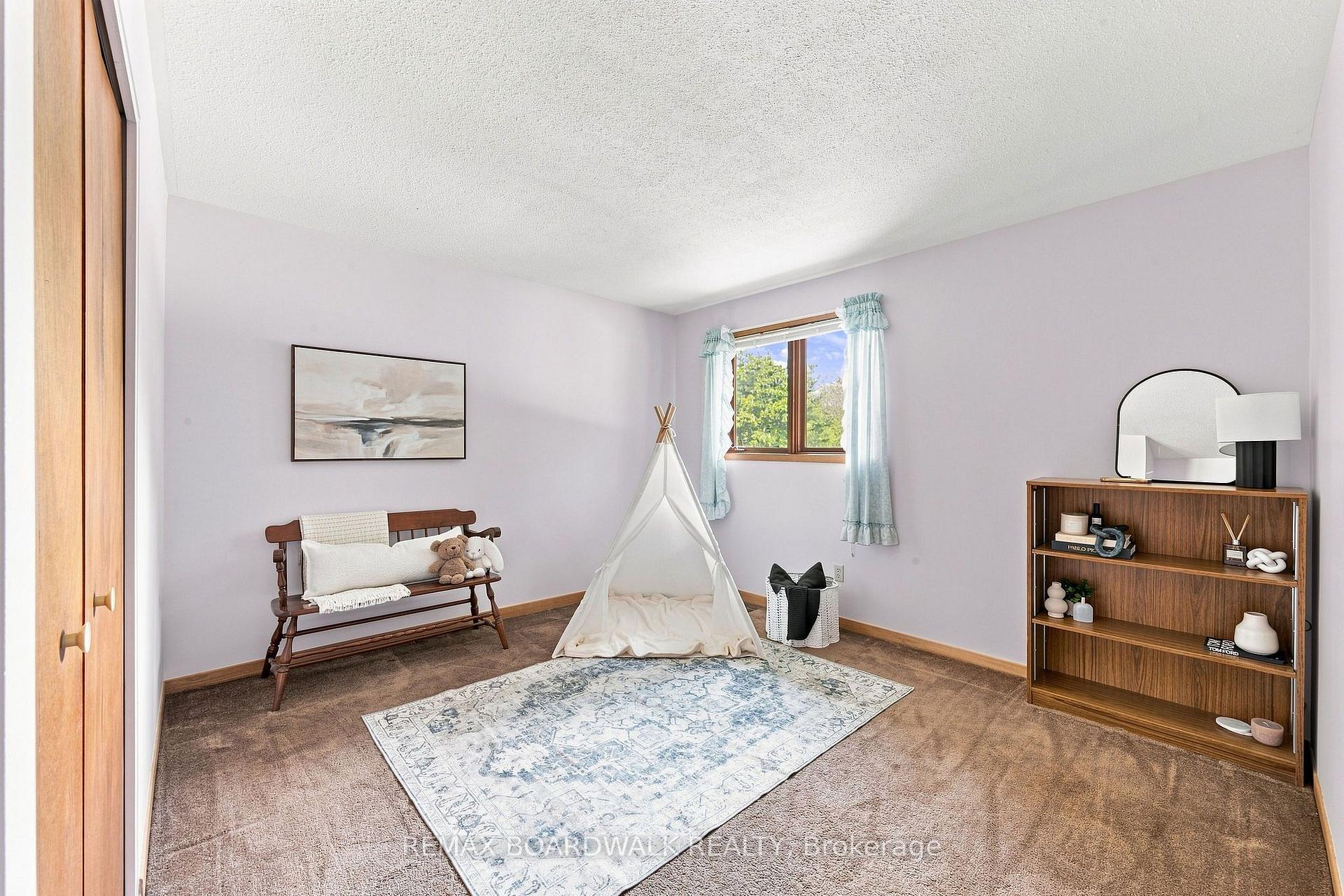 Photo 21 of 21 Maitland Street, Ottawa, Richmond — HOMEH