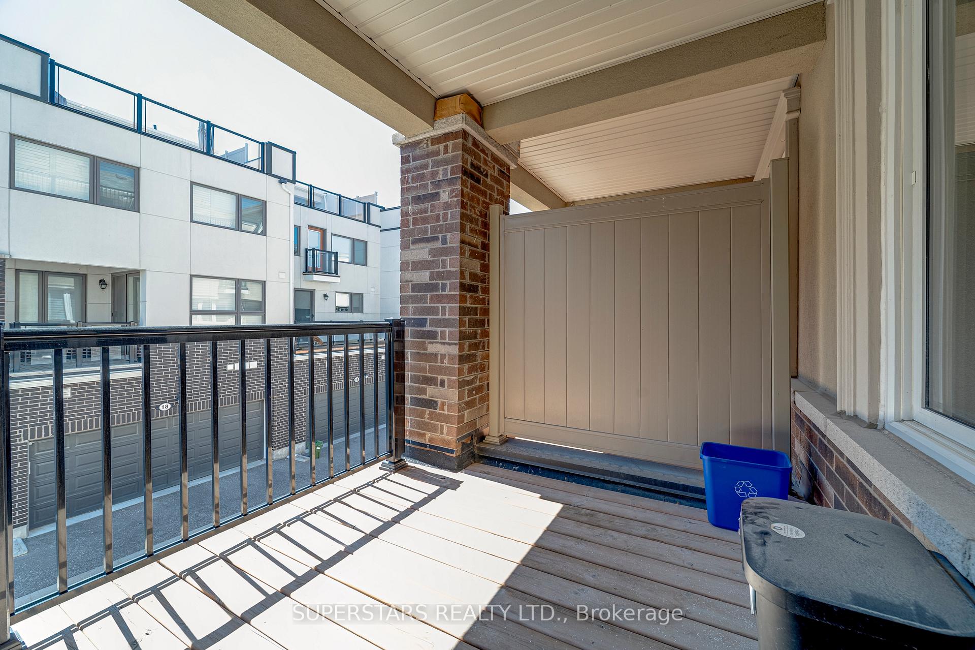 Photo 8 of 241 Rustle Woods Avenue, Markham, Cornell — HOMEH